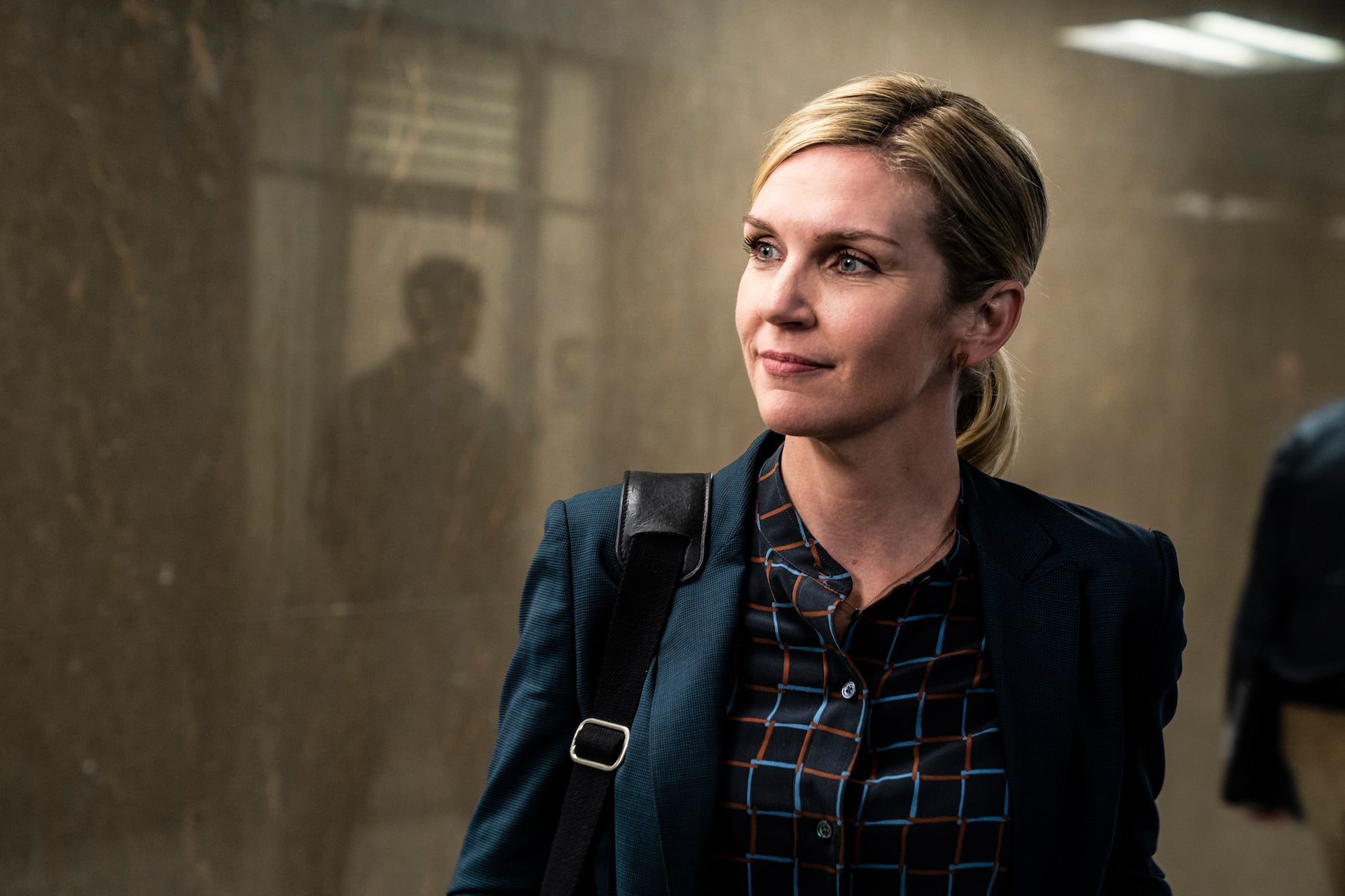 Kim Wexlers utvikling i sesong 6 av «Better call Saul» løfter serien. Er hun like kynisk som ektemannen Saul? 