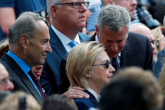 Aftenposten mener: På høy tid at Clinton begynner med åpenhet