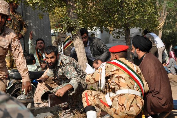 IS hevder de sto bak angrep i Iran - minst 29 døde
