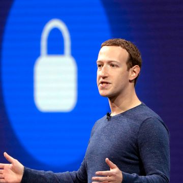 Facebook i hardt vær, anklagene tårner seg opp