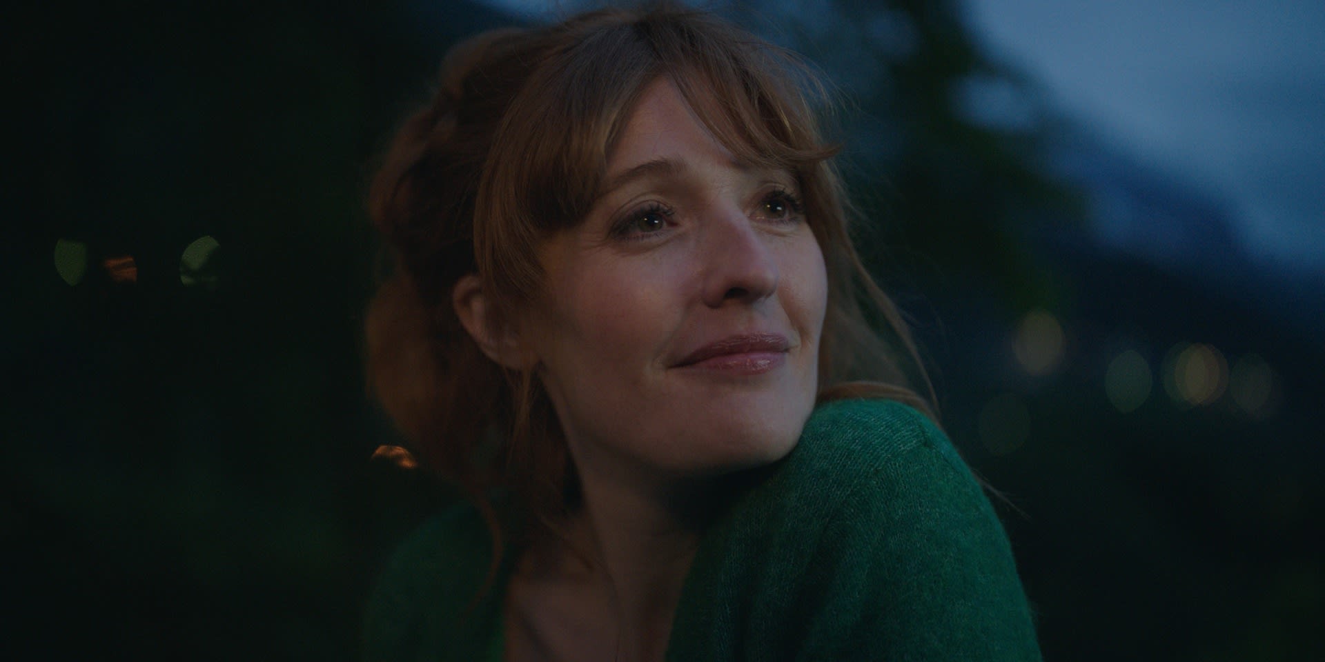 Julie Helene Vang bidrar til at man glemmer de mange småfeilene i «R.I.P. Henry». Hun spiller den danske doktoren Agnes.