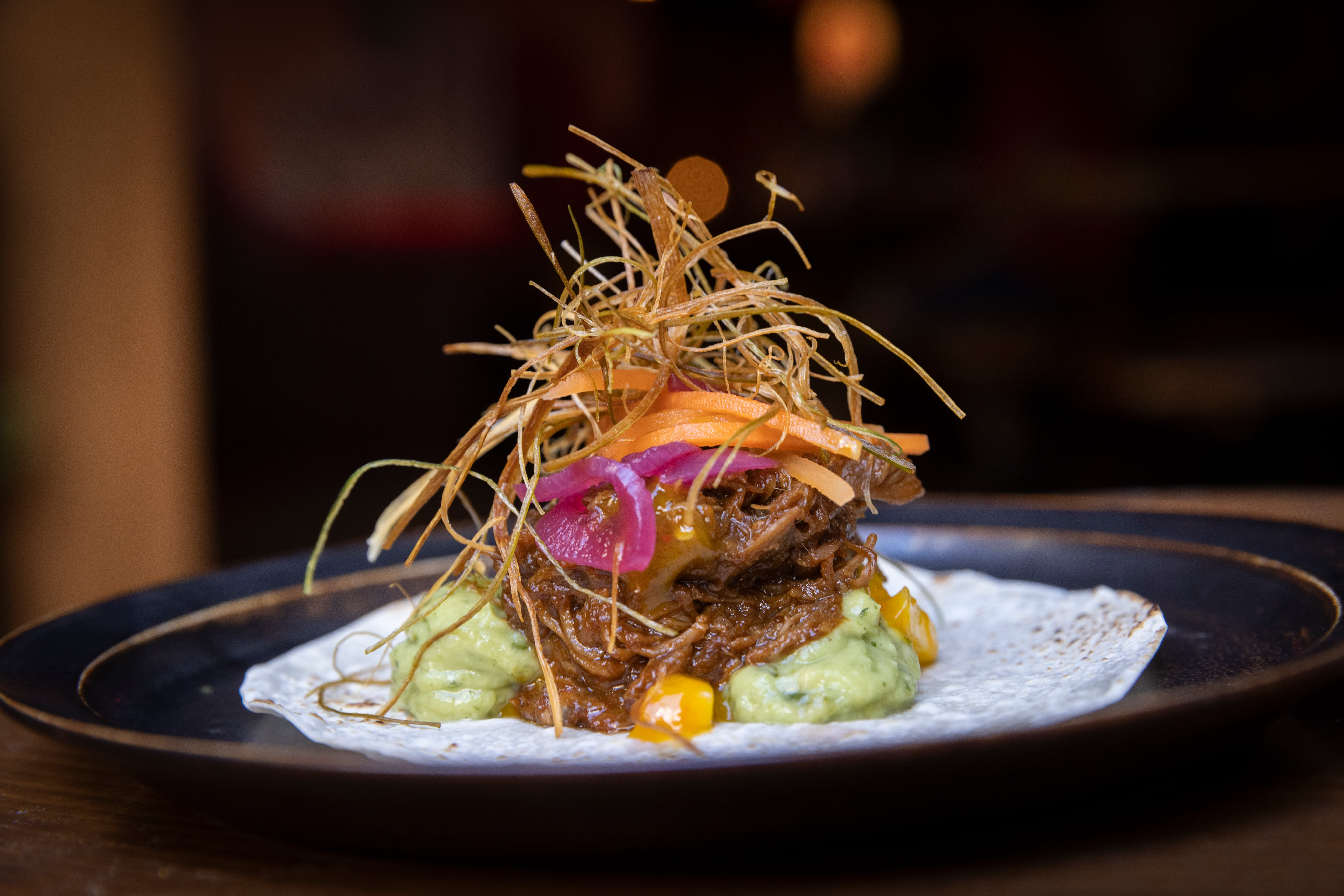 En japansk taco med andekjøtt.