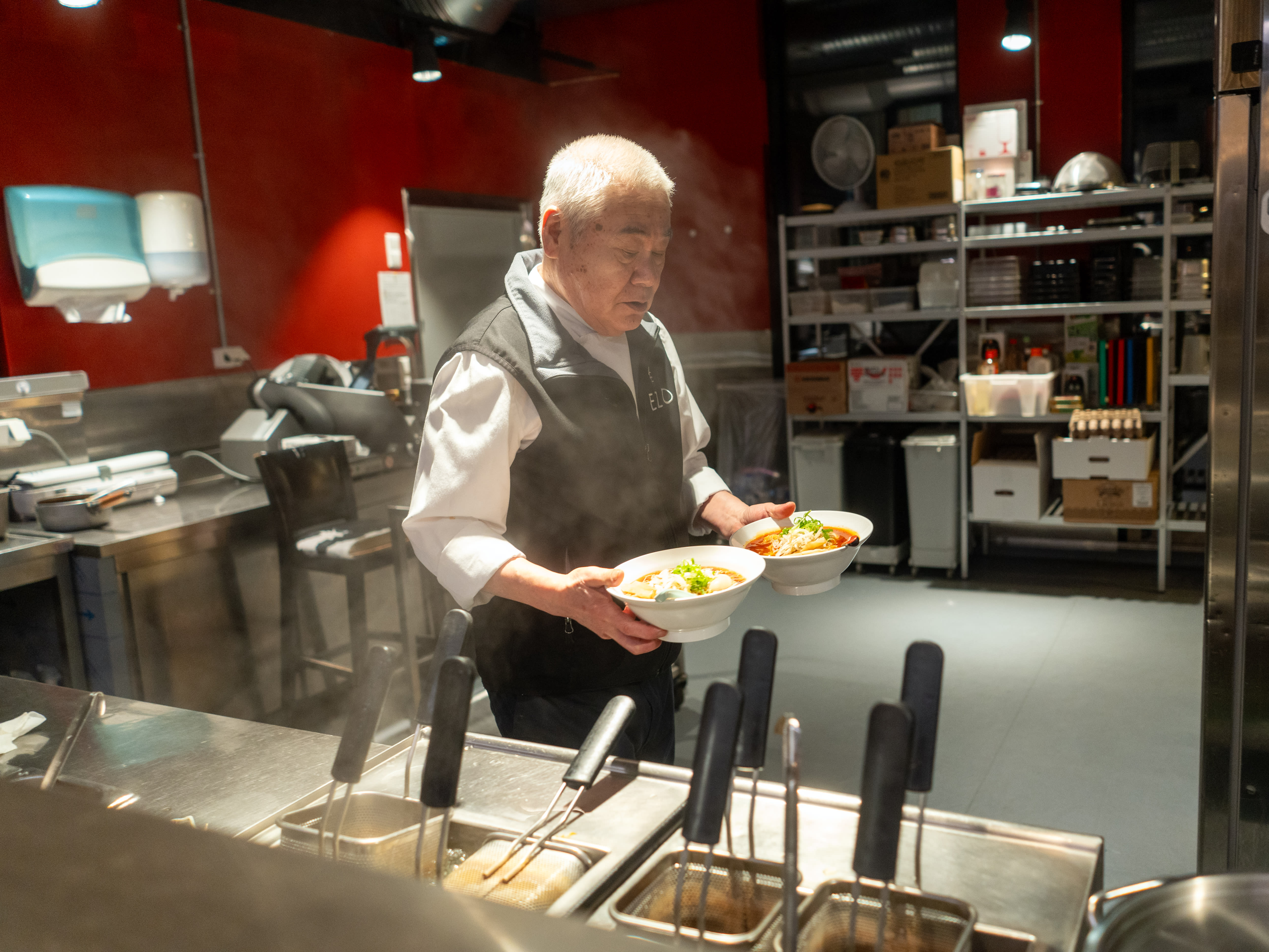 Innehaveren Masaru Inage har en imponerende CV, men det var ikke han som rørte i grytene da vi var innom.