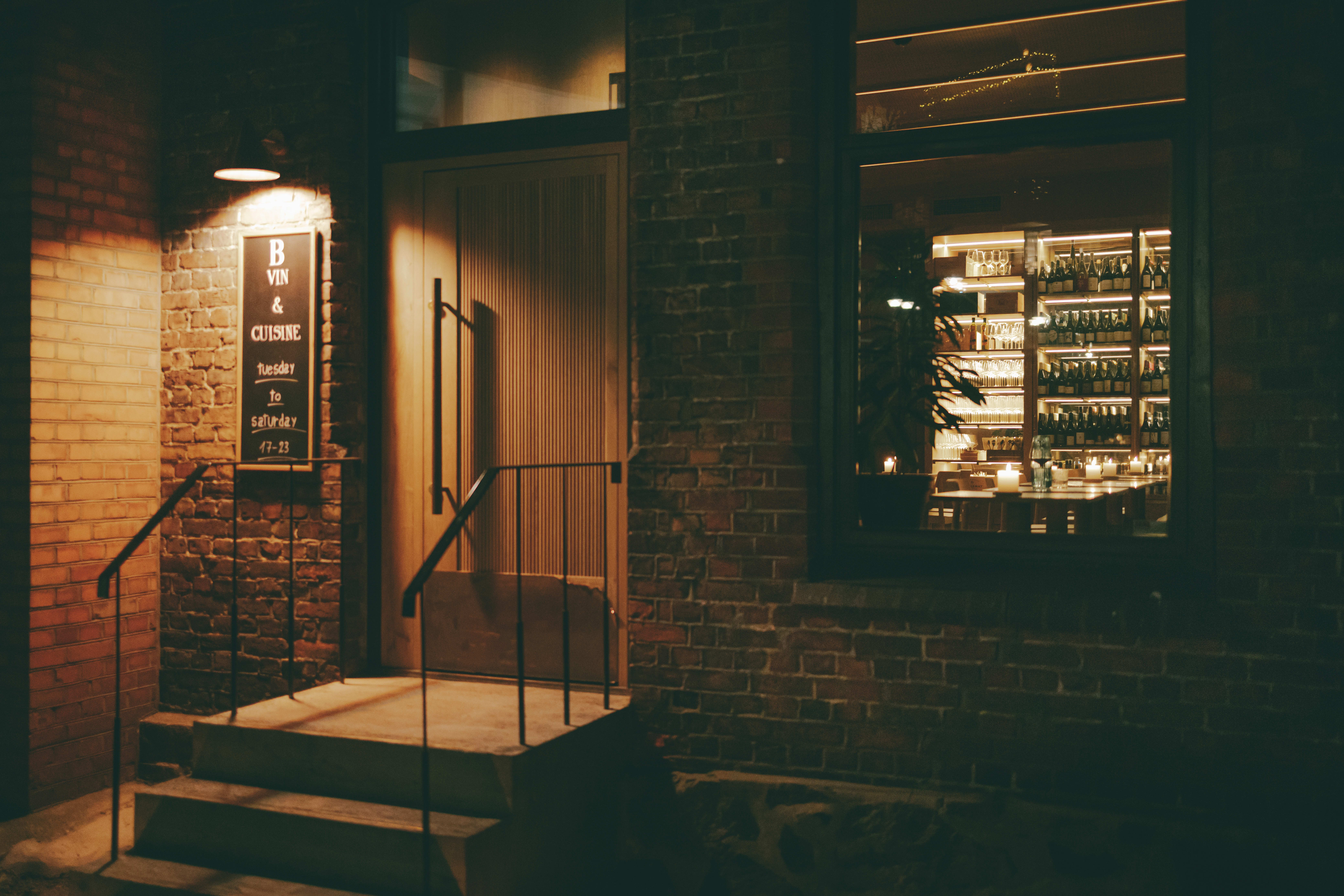 Her bør du gå inn dørene. 