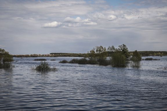 Satte landsby under vann for å stoppe russisk kolonne