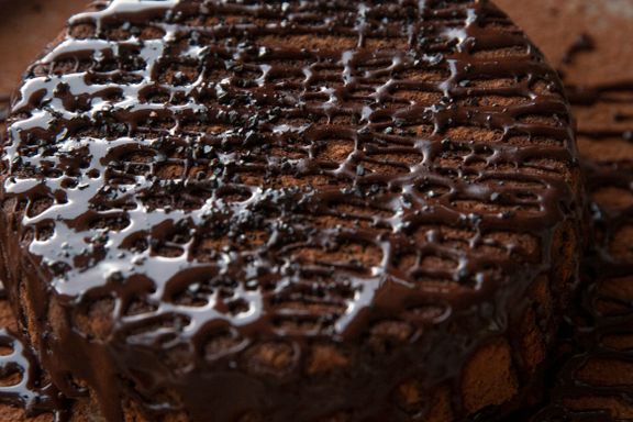 Sjokolade og lakris i samme kake? Ja, takk.