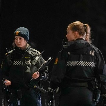 Stor politiutrykking til Sandvika: Tre personer skal ha blitt angrepet av gjeng