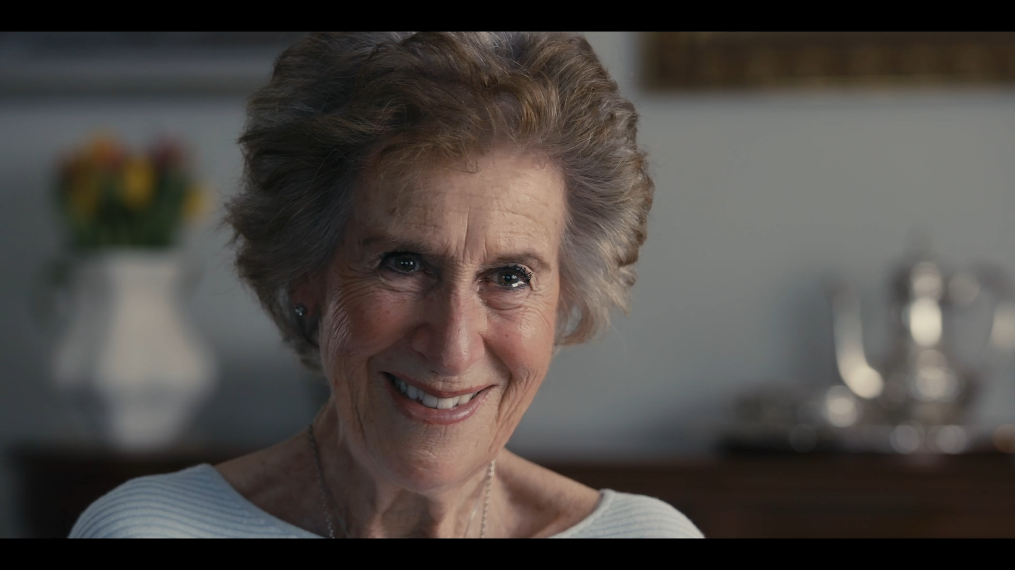 Inger-Lise Grusd var ni måneder gammel høsten 1942. For grenselosene var det uaktuelt å ta med et så lite barn. Derfor måtte moren overlate henne til andre.