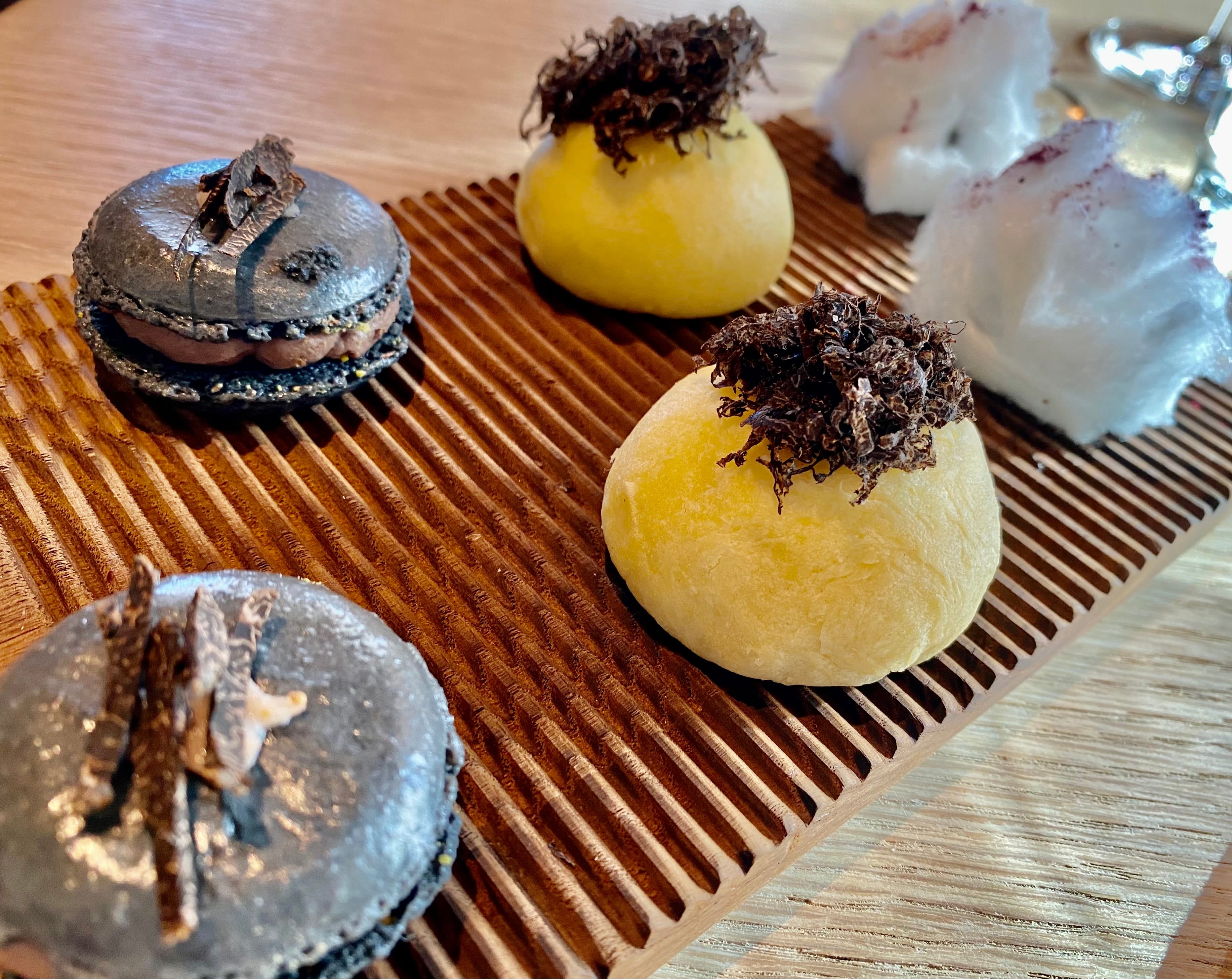 Tre smaker med trøffel. 