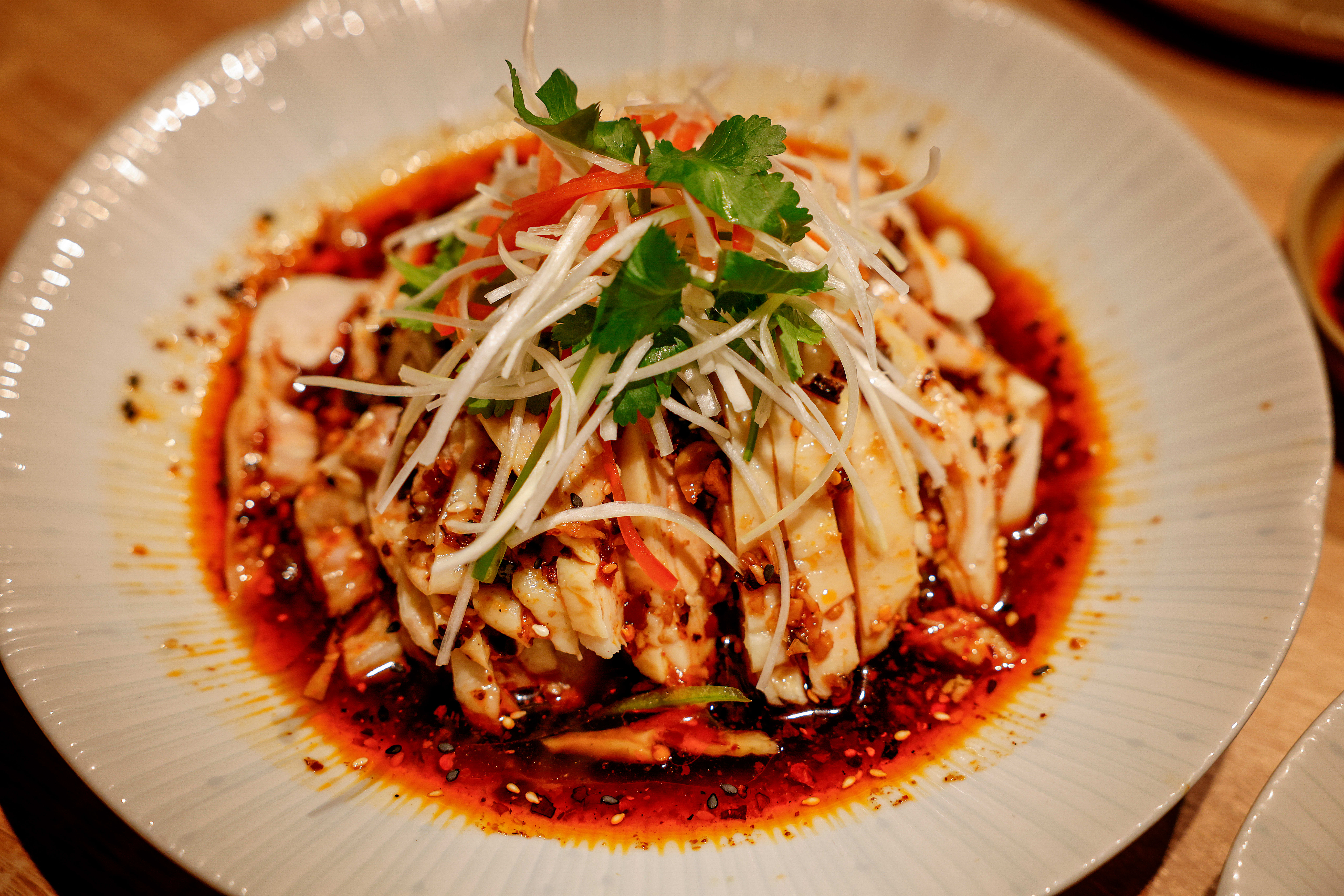 Vi skjønner hvorfor denne restauranten er full en søndag kveld.