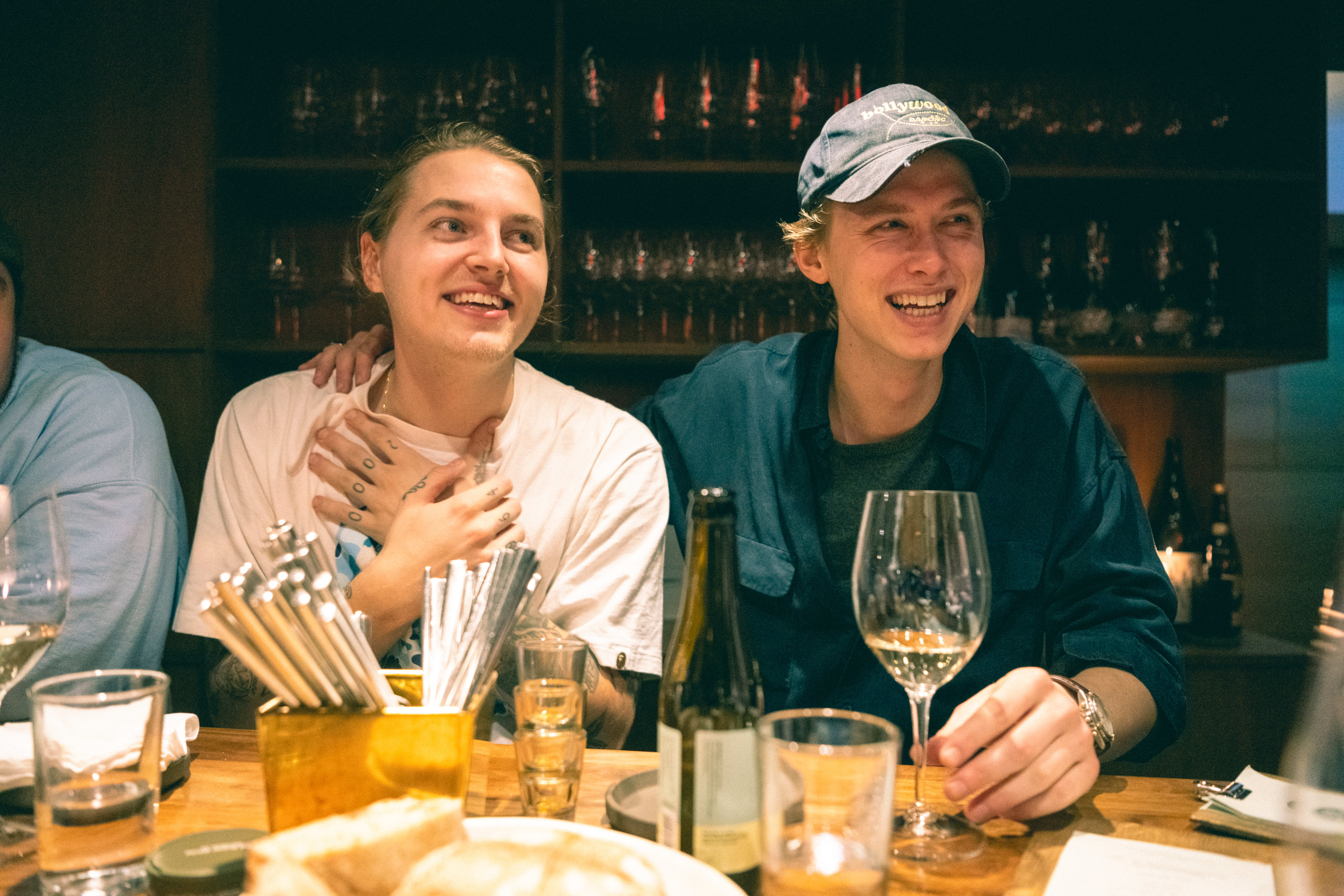 Jonathan Hagen og Henrik Holm er faste restaurant-kompanjonger. 