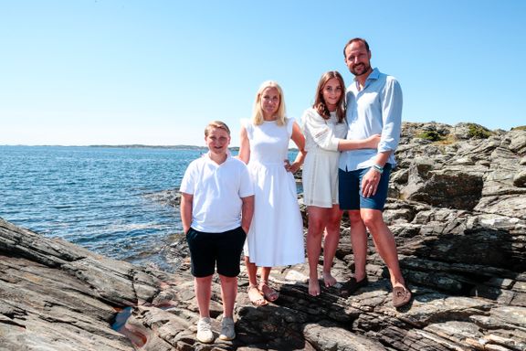 Kristiansand har gitt kronprinsparet fem nye år på Dvergsøya