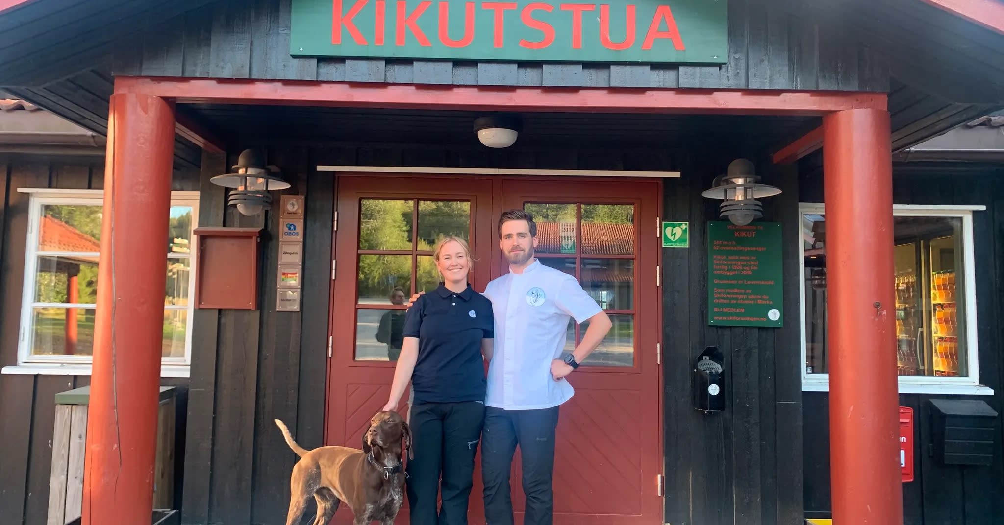 Robin Susanne Ågren Andersen og Einar Enersen Hougen overtok Kikutstua i januar. Før Hougen overtok driften her, jobbet han flere år på restauranten Værtshuset på Bærums Verk.