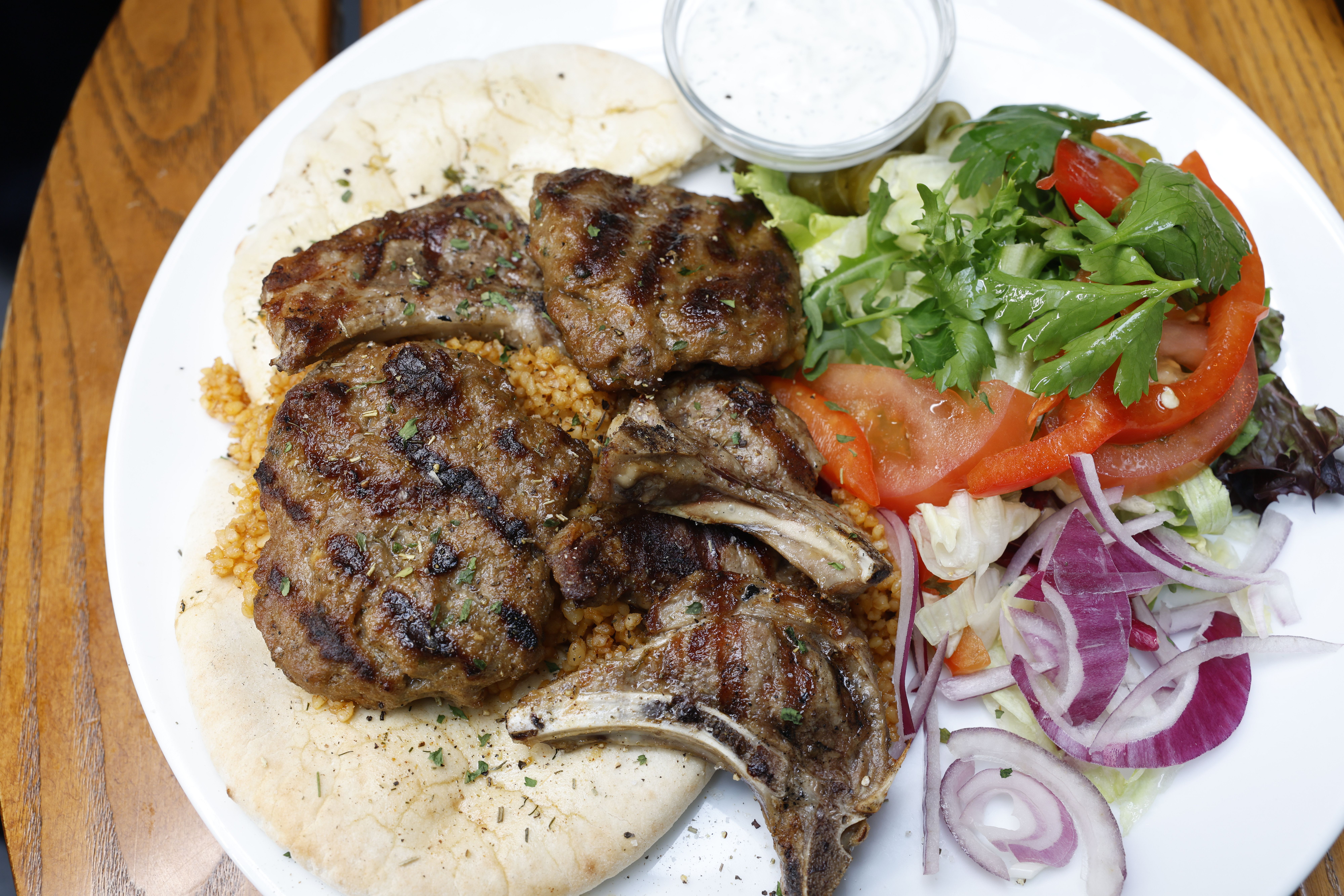 Café Sara har 60 retter på menyen. Vi testet alle sammen.