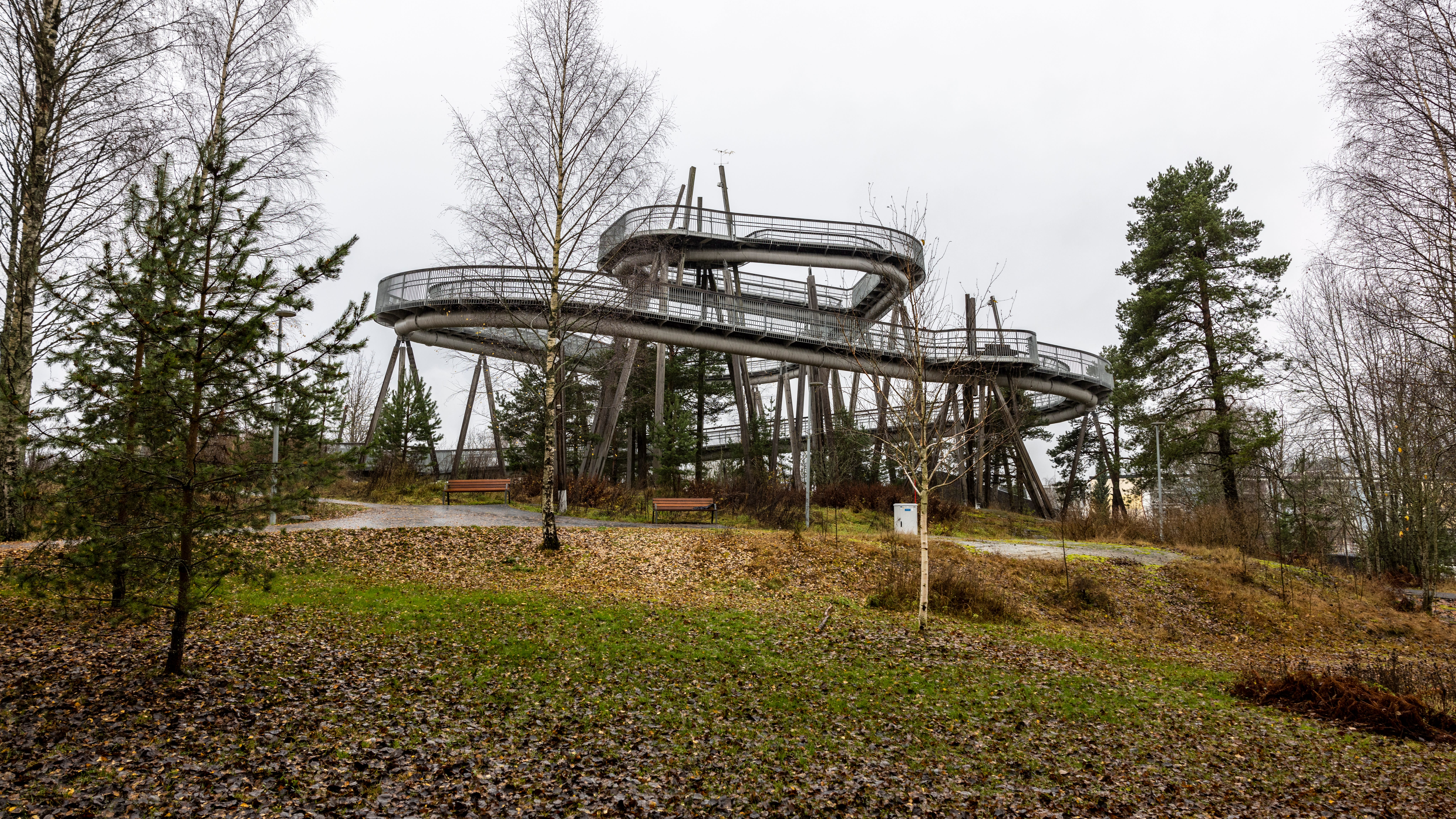 Tårnet minner om en spiral som slynger seg opp mot himmelen.