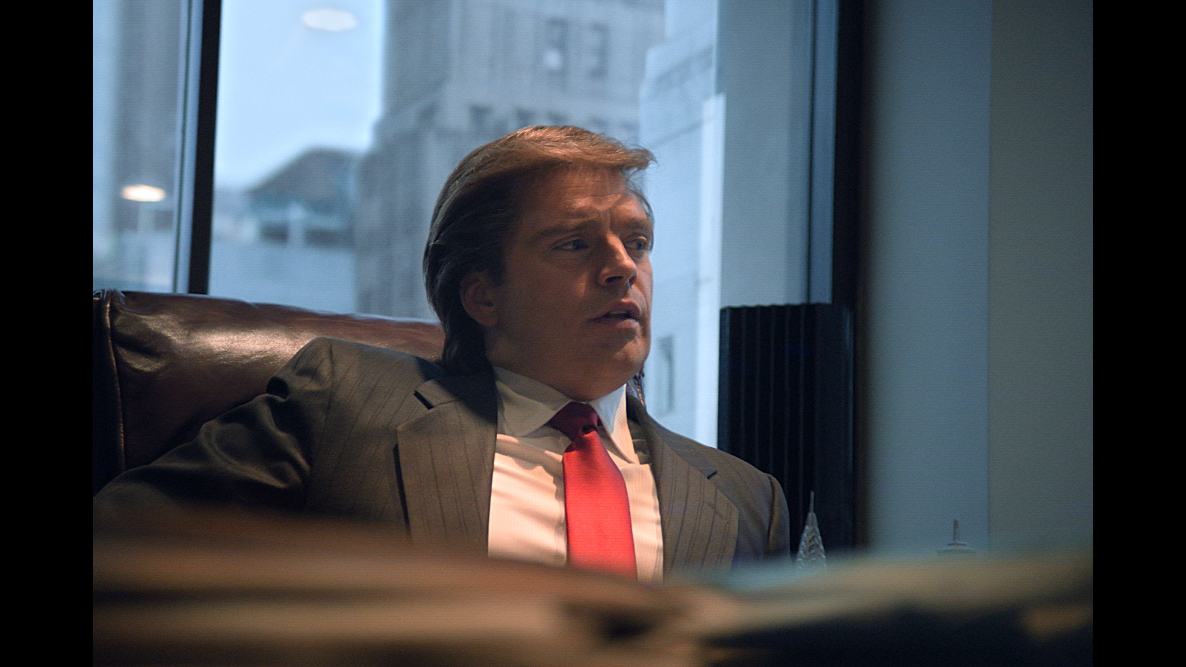 Den rumenske skuespilleren Sebastian Stan («Pam & Tommy») «nailer» rollen som Donald Trump.