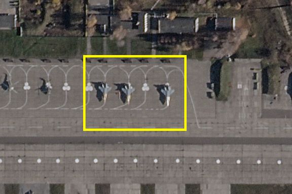 Satelittbilder: Russland har plassert ut fly med beryktet supervåpen i Belarus