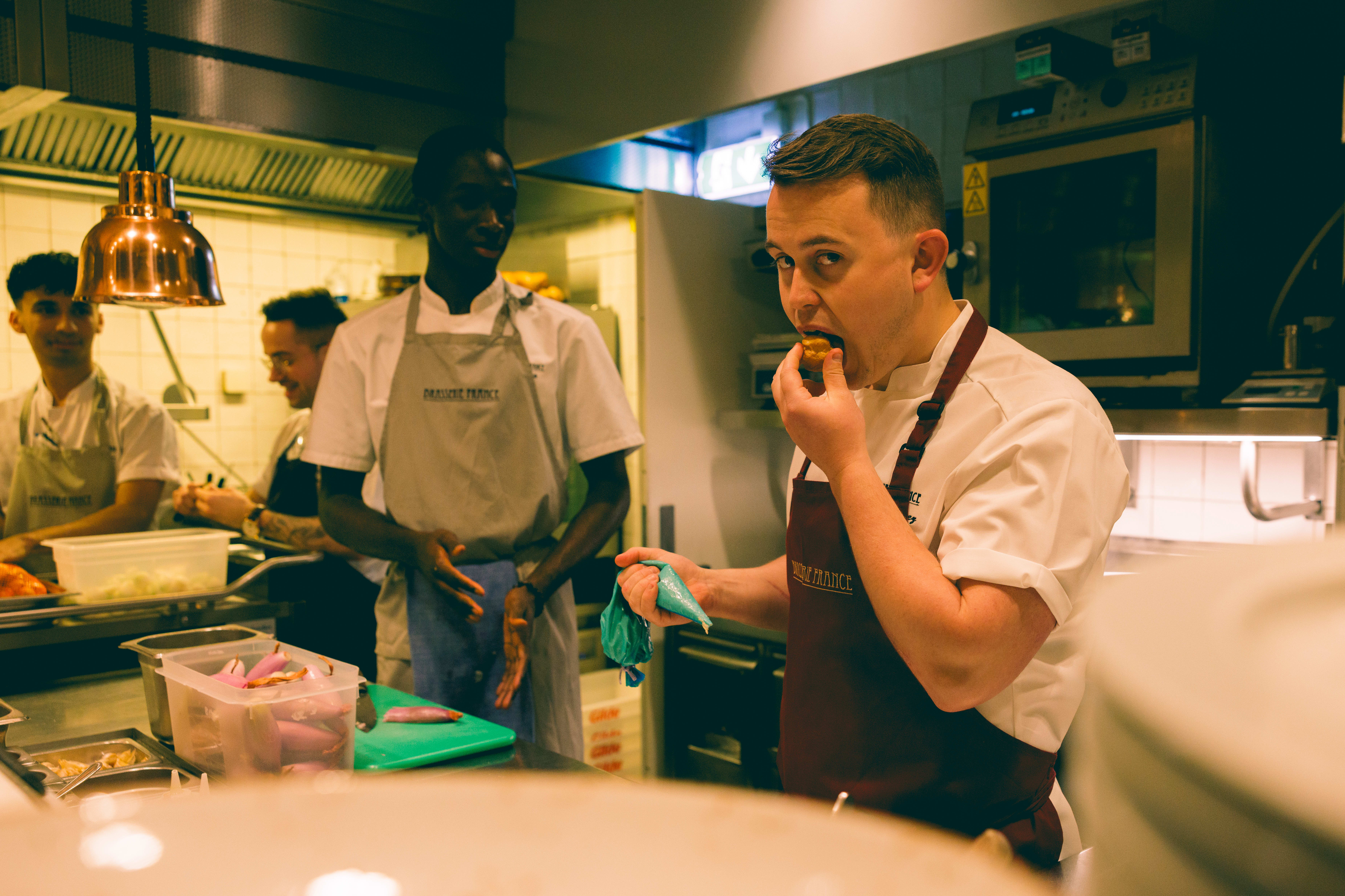 Her spiser byens beste unge kokker billig og bra