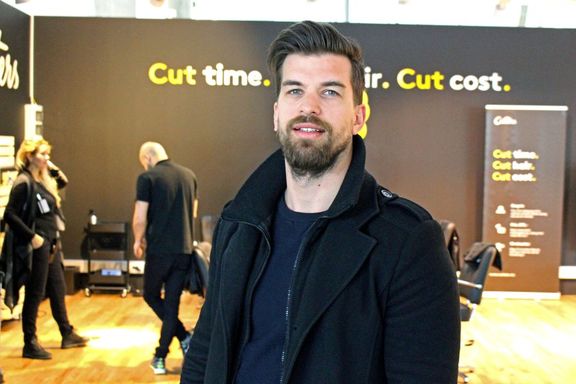 Aftenposten mener: La oss leve av å klippe håret på hverandre uten vask