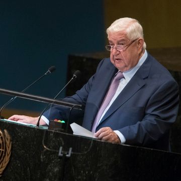 Syrias utenriksminister ber flyktningene vende hjem