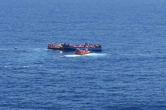 Rundt 1100 migranter reddet i Middelhavet