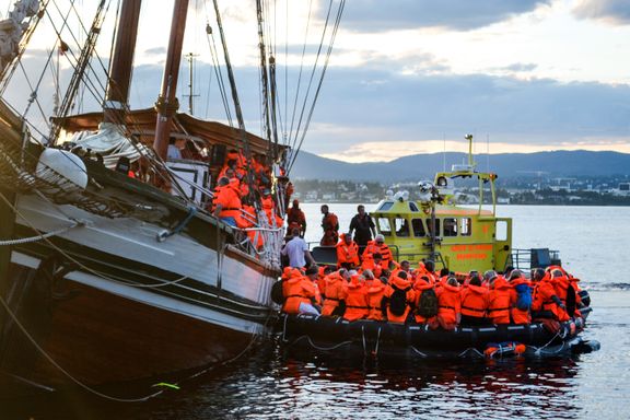 156 reddet da charterbåt gikk ned i Oslofjorden