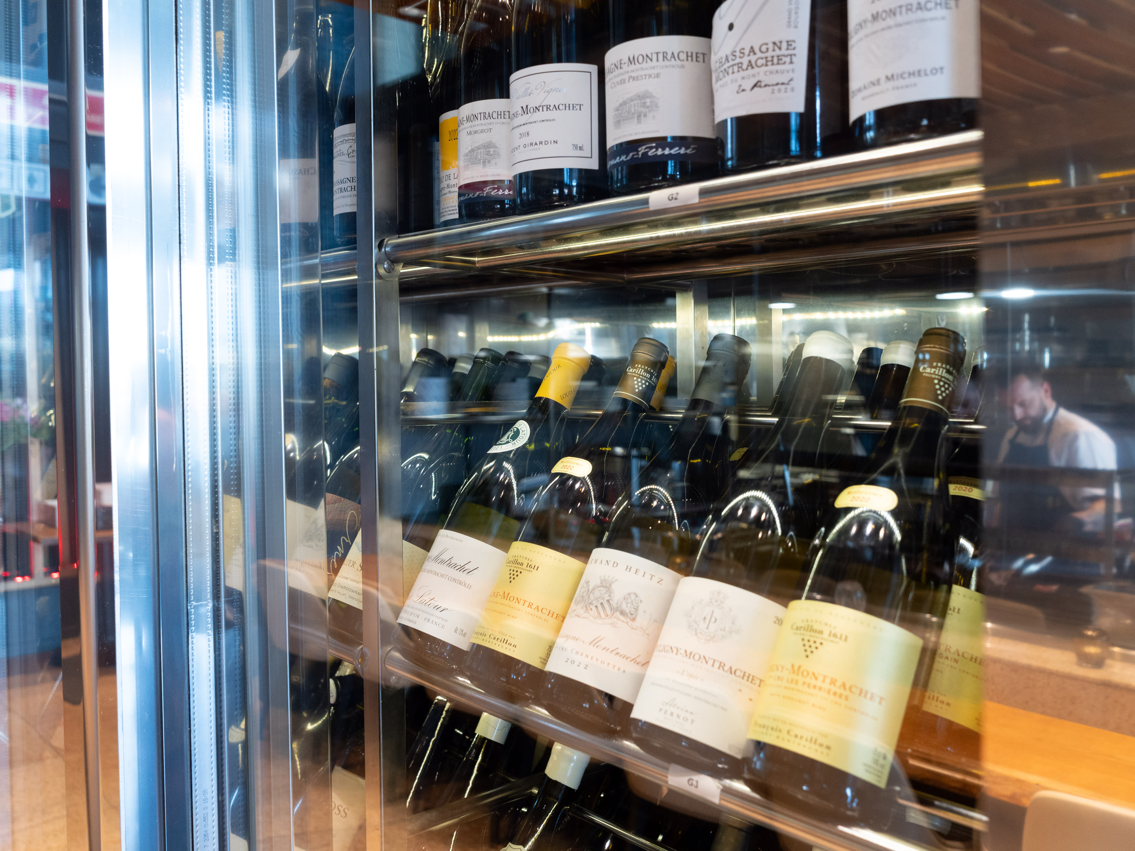 Du kan bruke mye penger på vin hos Hanami.