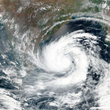84 døde i syklon i India og Bangladesh