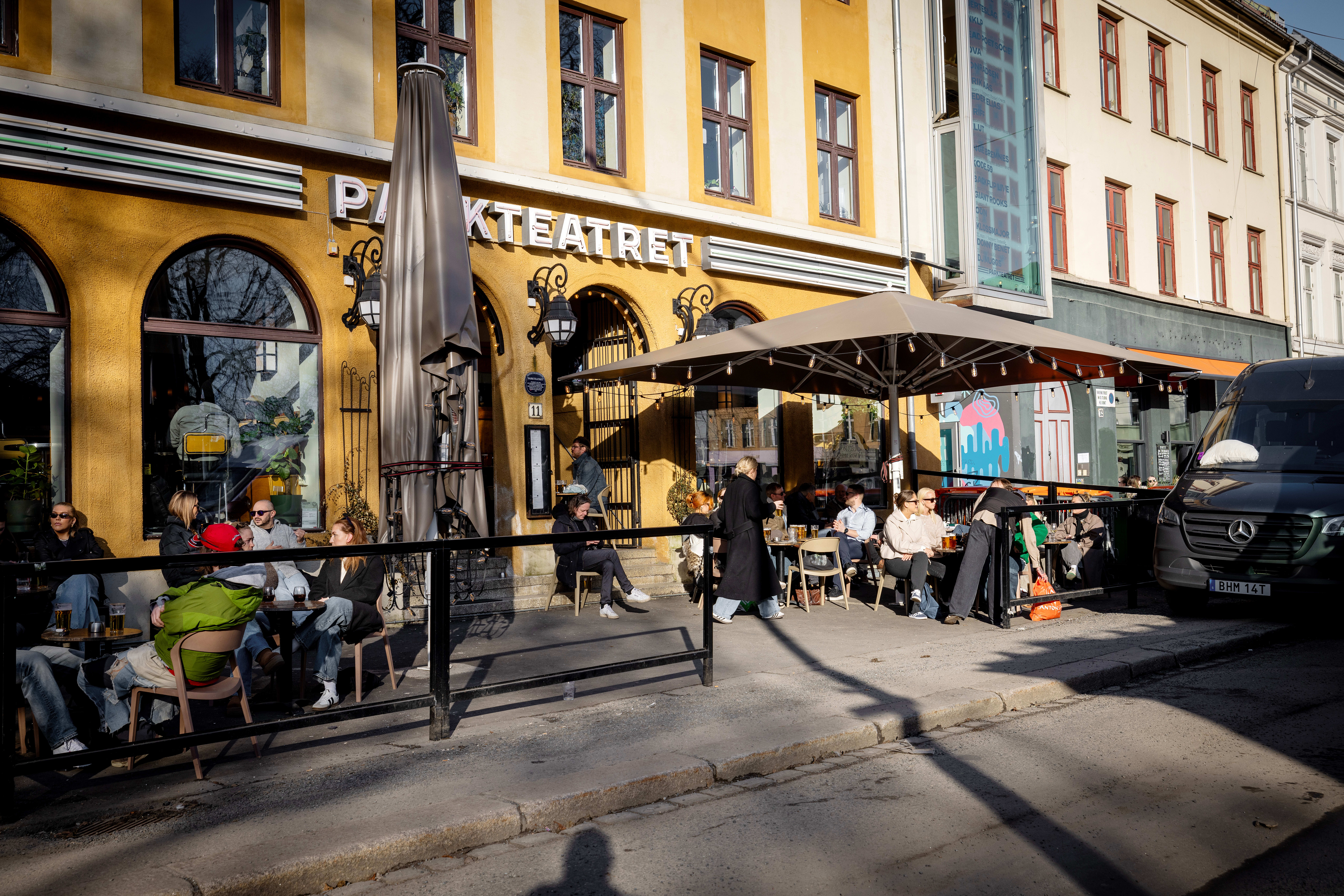 Her kan du drikke utepils i solen nå