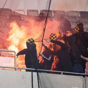 Fullstendig kaos under fotballkamp i Sverige