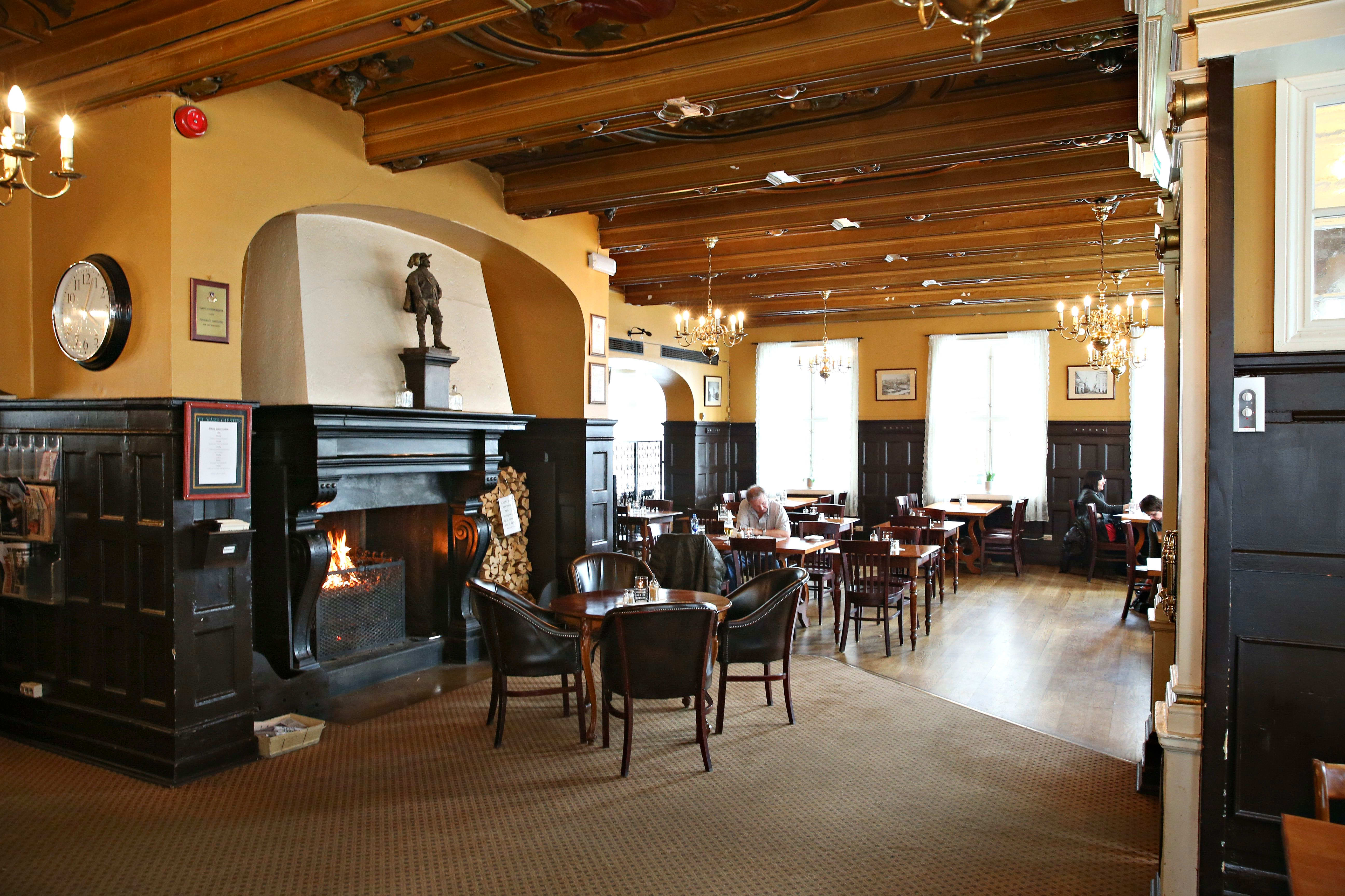 Her spiser du tradisjonell julemat