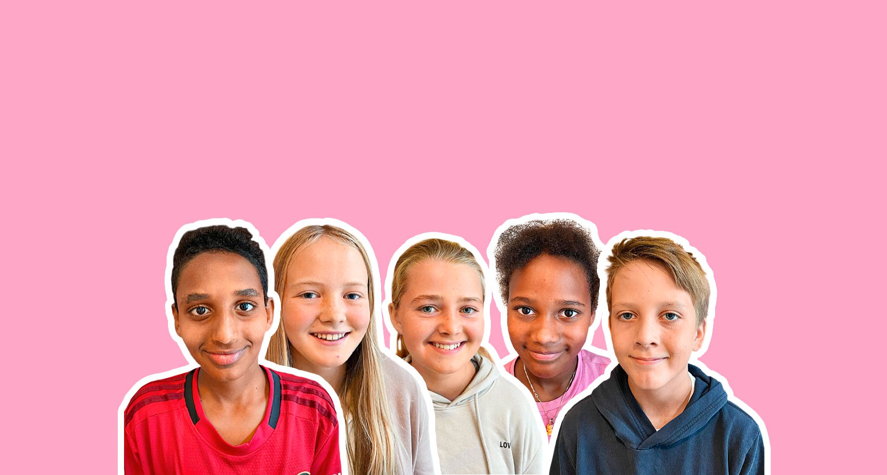 Fem barn er klippet ut og plassert på en rosa bakgrunn, med en hvit bord rundt, så de til sammen er en fotomontasje. 
