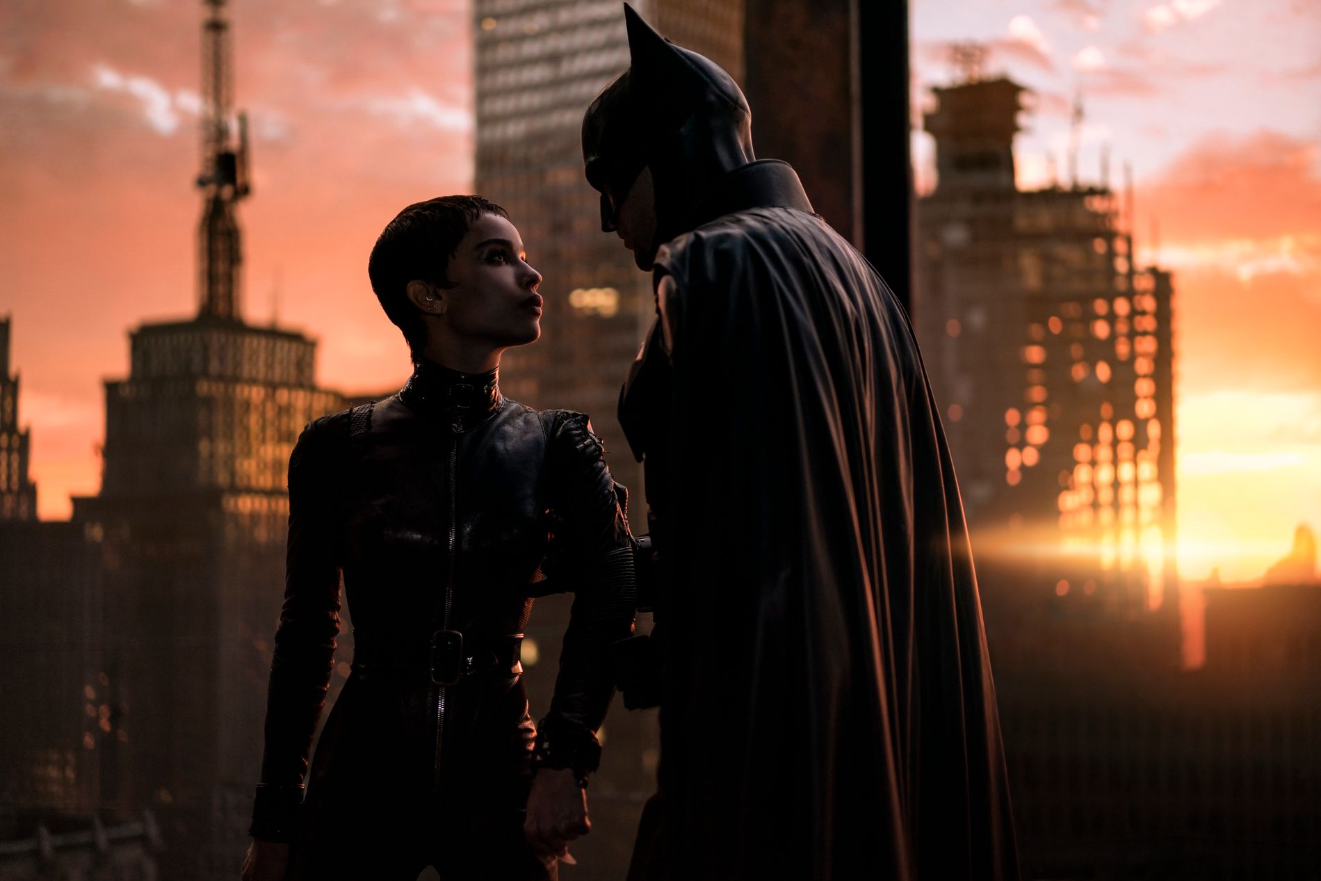Superhelter i solnedgang: Scenen er fra Warner Bros. Pictures' film «The Batman». 