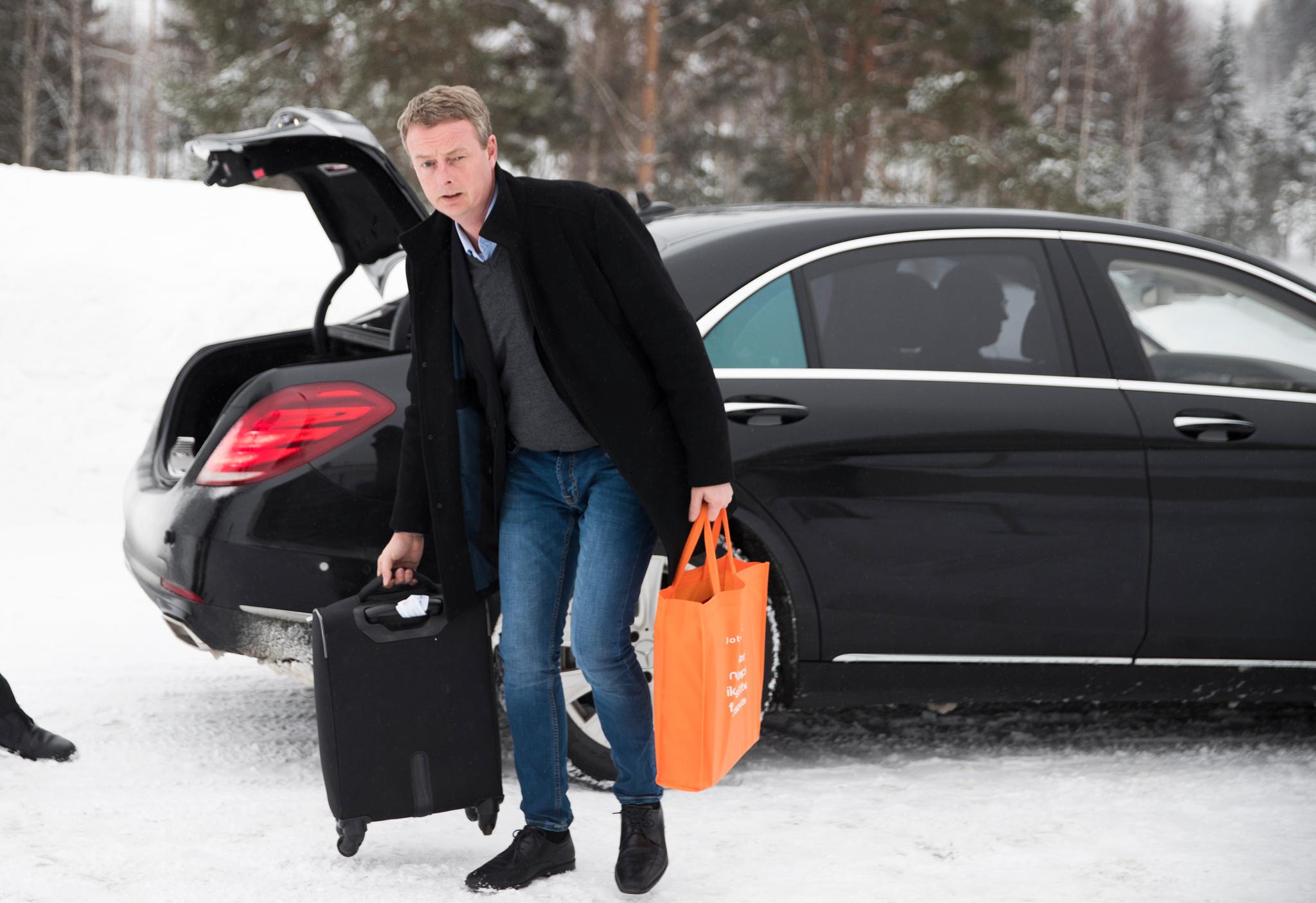 Olje- og energiminister Terje Søviknes (Frp) har mottatt trusler på grunn av Acer-saken. 
Foto: Berit Roald / NTB scanpix