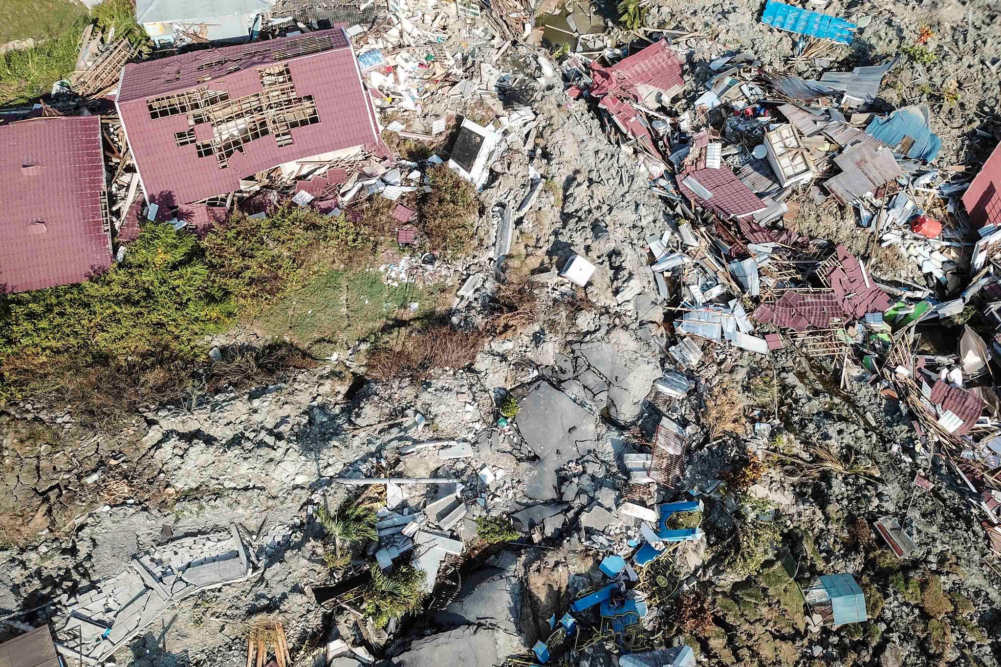  Luftfoto viser ødeleggelsene etter jordskjelvet i Petobo-distriktet ved Palu på øya Sulawesi, Indonesia. 