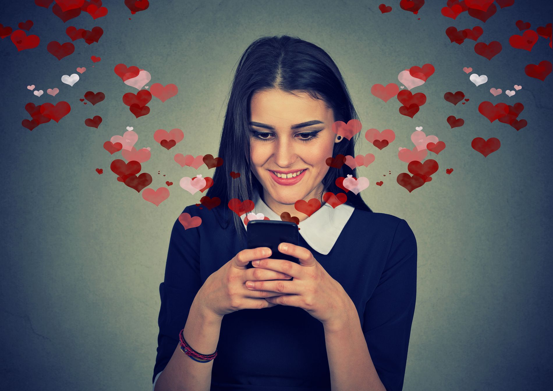 Dating på app blir stadig mer vanlig - men kan du begrepene?