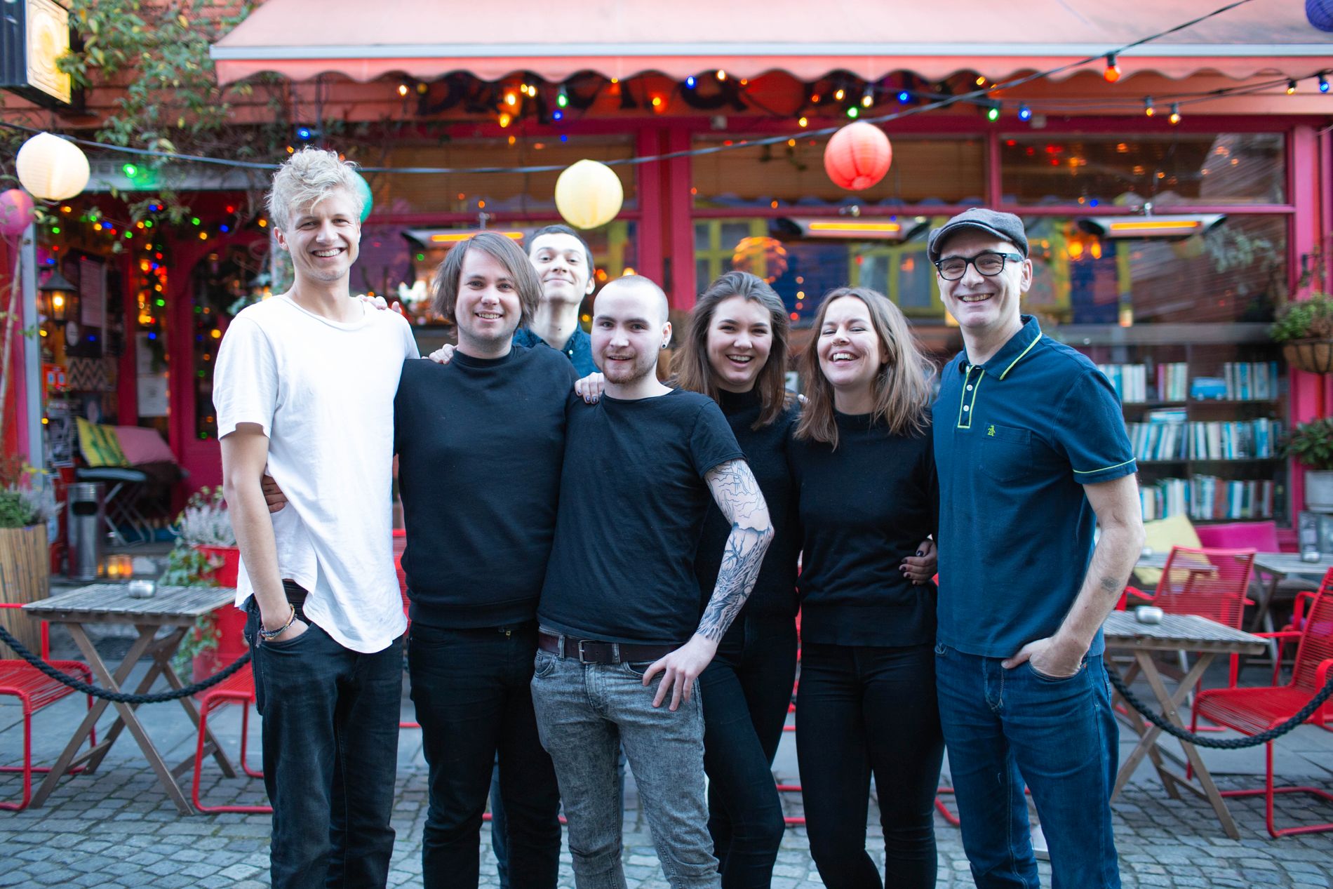 Fra venstre: Alexander Dahlin Gravgaard, Harald Harestad, Jan Mikal Fiksdal, Jacob Tom Lee (bak) , Elena Nikolaeva, Solveig Eiane Brandal og Tom Brekke. 