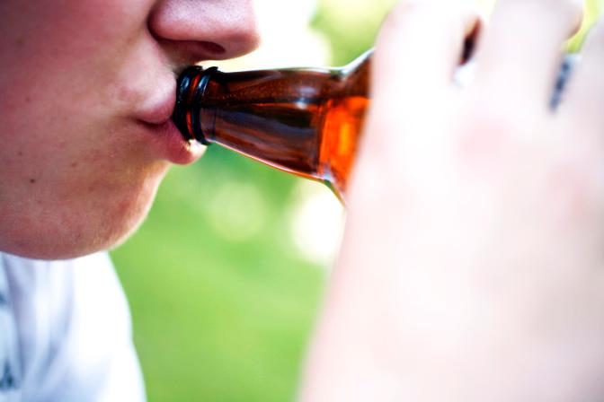 Høyt alkoholkonsum er ikke en fordel på eksamensdagen. Foto: Scanpix Høyt alkoholkonsum er ikke en fordel på eksamensdagen. Foto: Scanpix