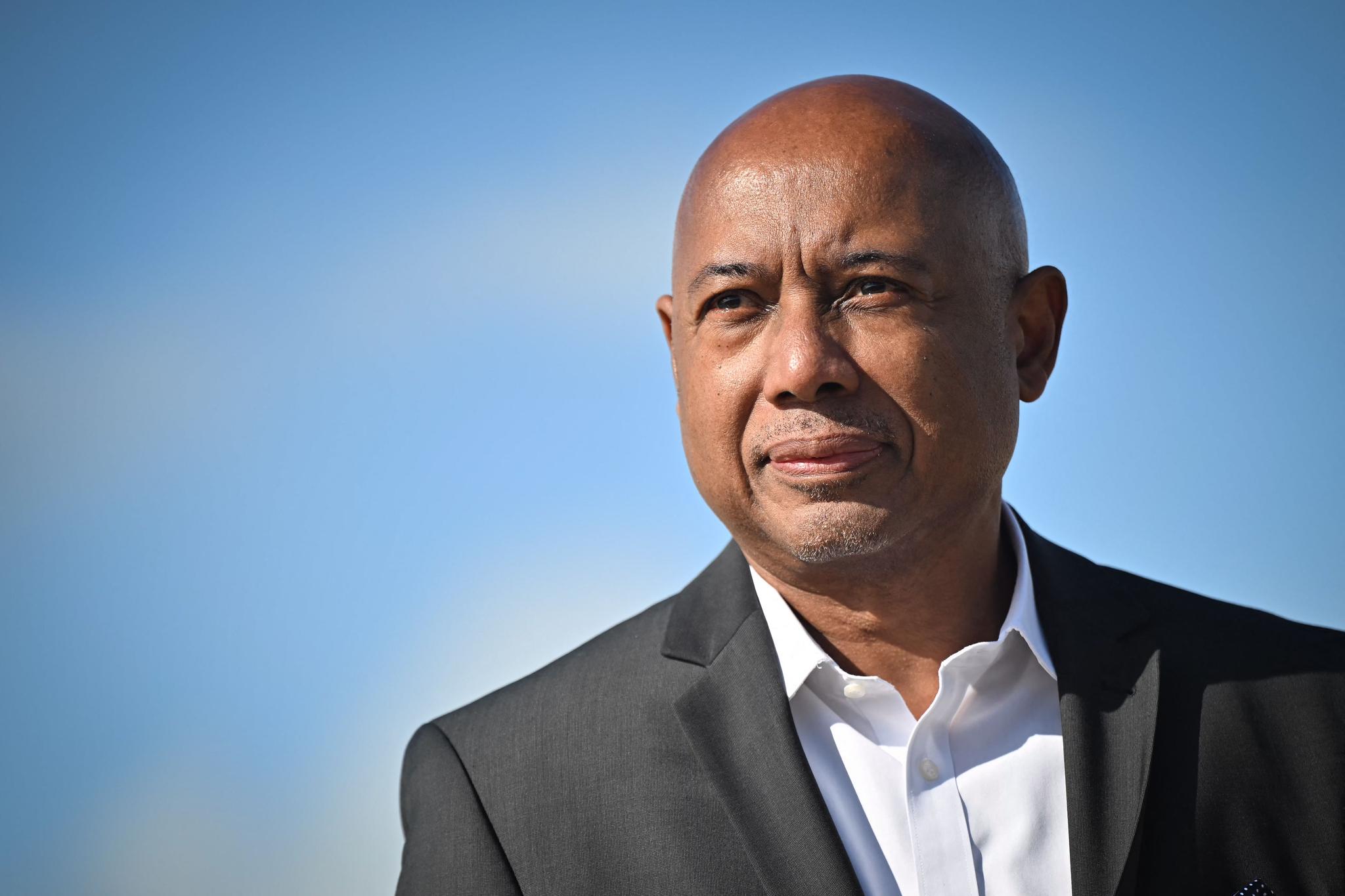 Oscar-nominerte Raoul Peck etterlyser George Orwell: – Vi lever i en verden av dumskap