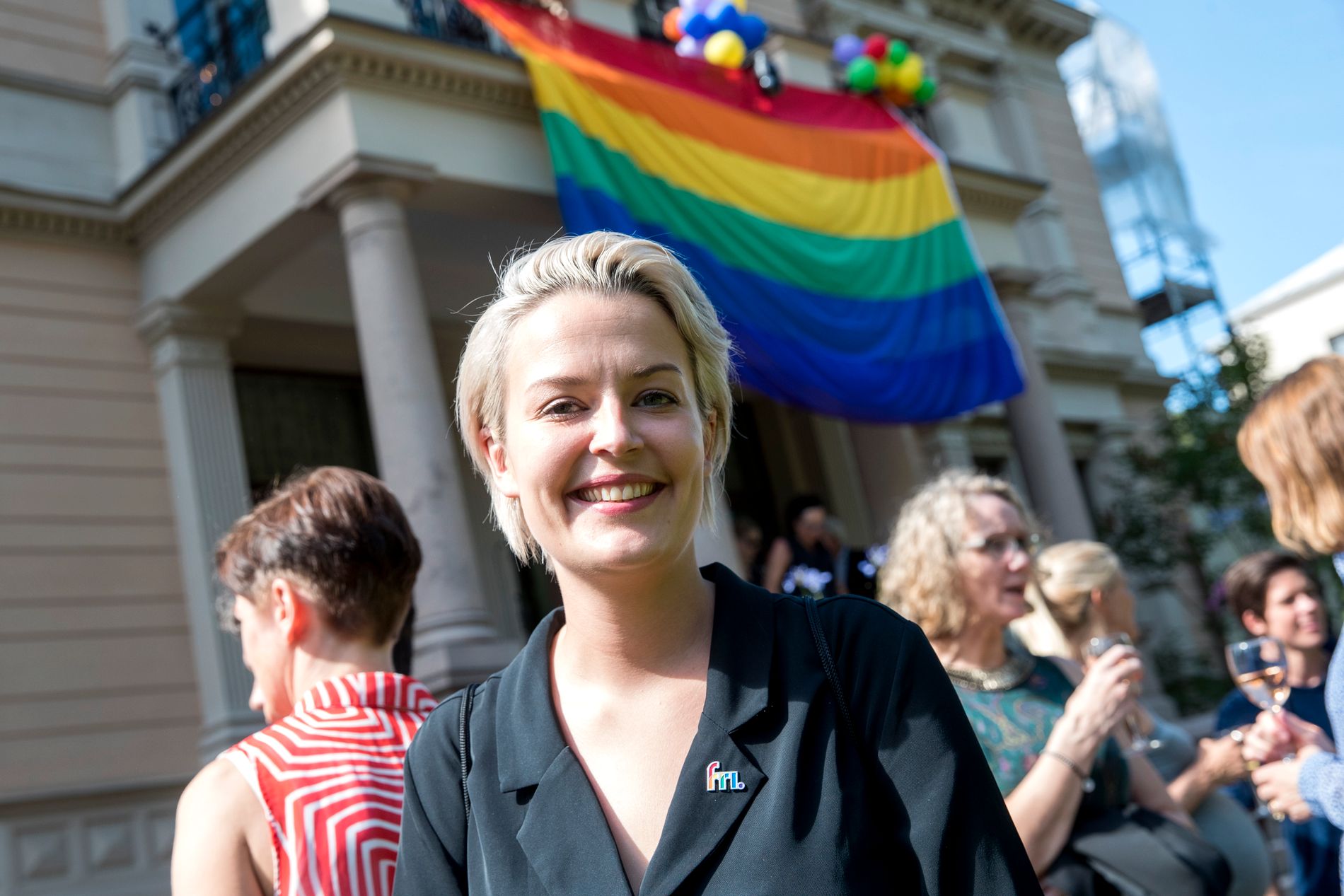  Ingvild Endestad i FRI roser paret som anmeldte trakasseringen. Her er hun avbildet under en mottakelse i statsministerboligen i forbindelse med Oslo Pride i slutten av juni.