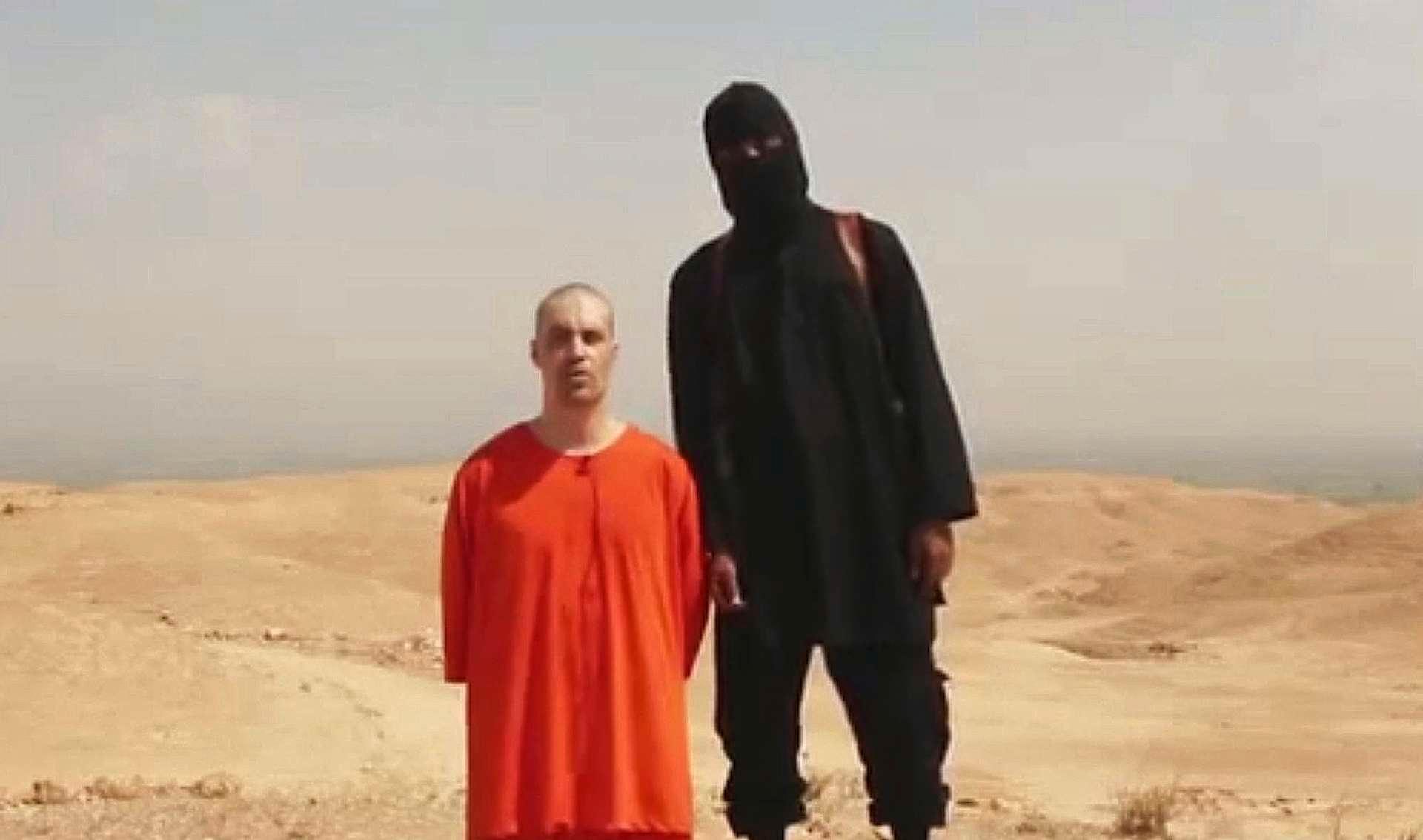 19. august 2014 publiserte IS videoen der amerikanske James Foley ble likvidert. Det er antatt at mannen i svart er Jihad John.
