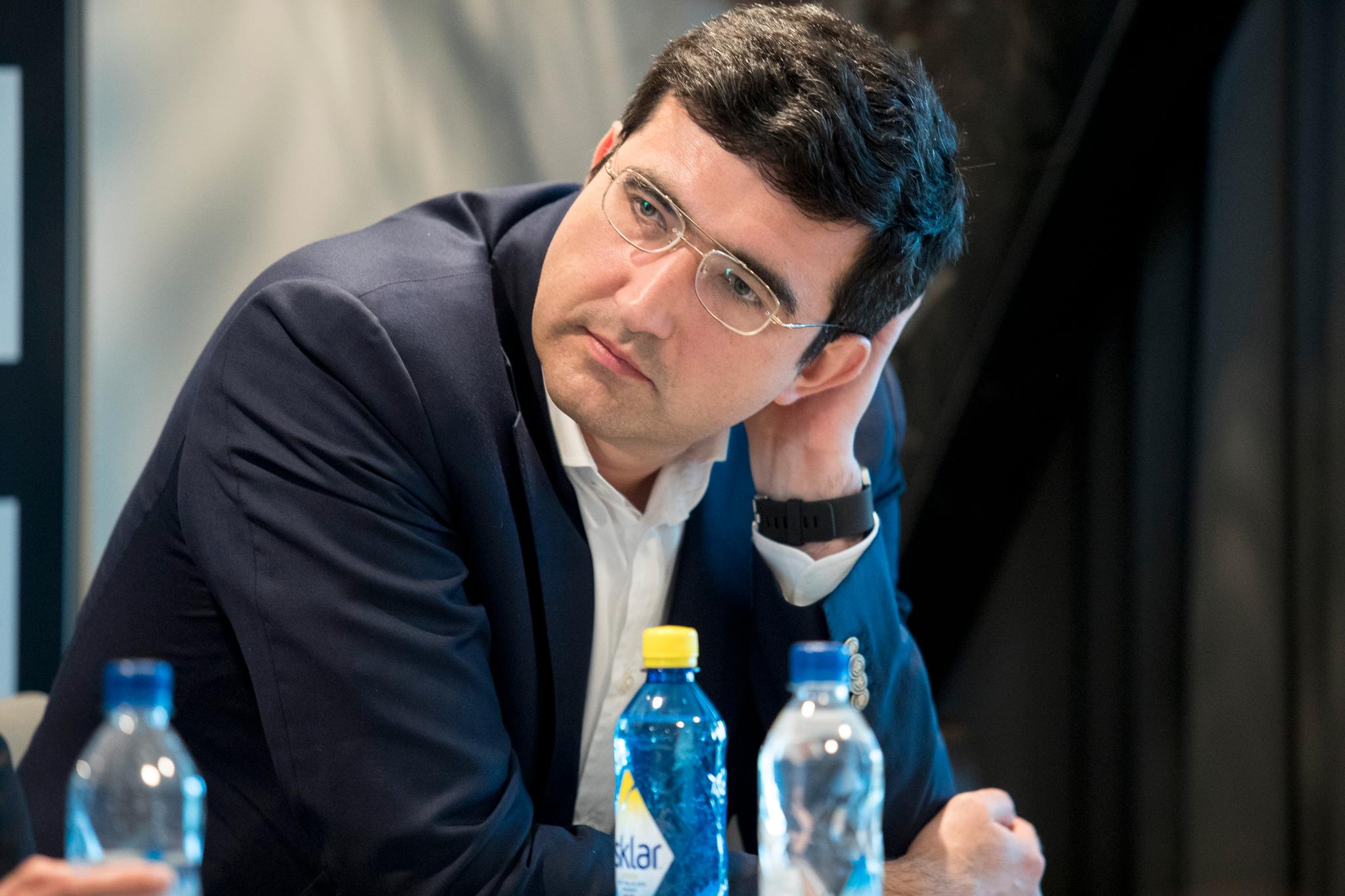 Sjakkverdenen krever at russisk tidligere verdensmester utestenges