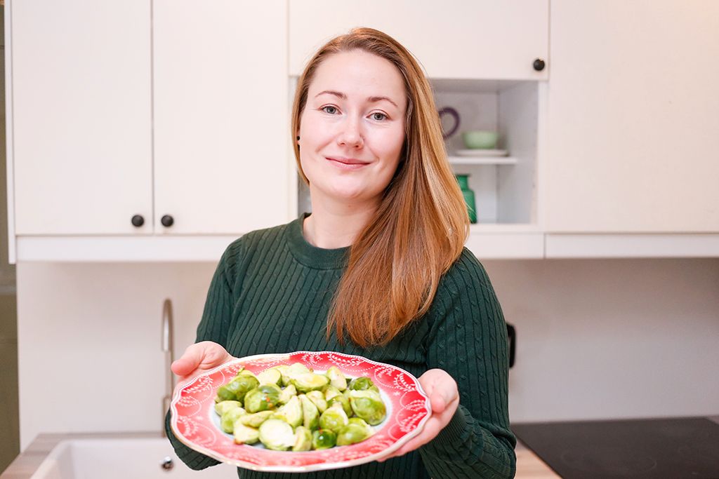 Maria Uldahl har vært vegetarianer i 10 år. Her gir hun de beste tipsene for når man får en vegetarianer på julemiddag, i tillegg til tre digge oppskrifter. 