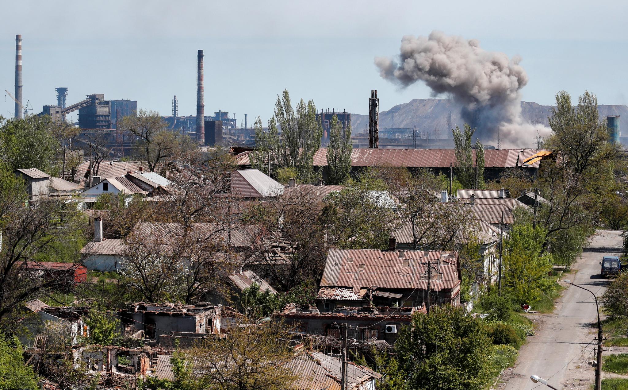 Russia storms the Azovstal factory in Mariupol