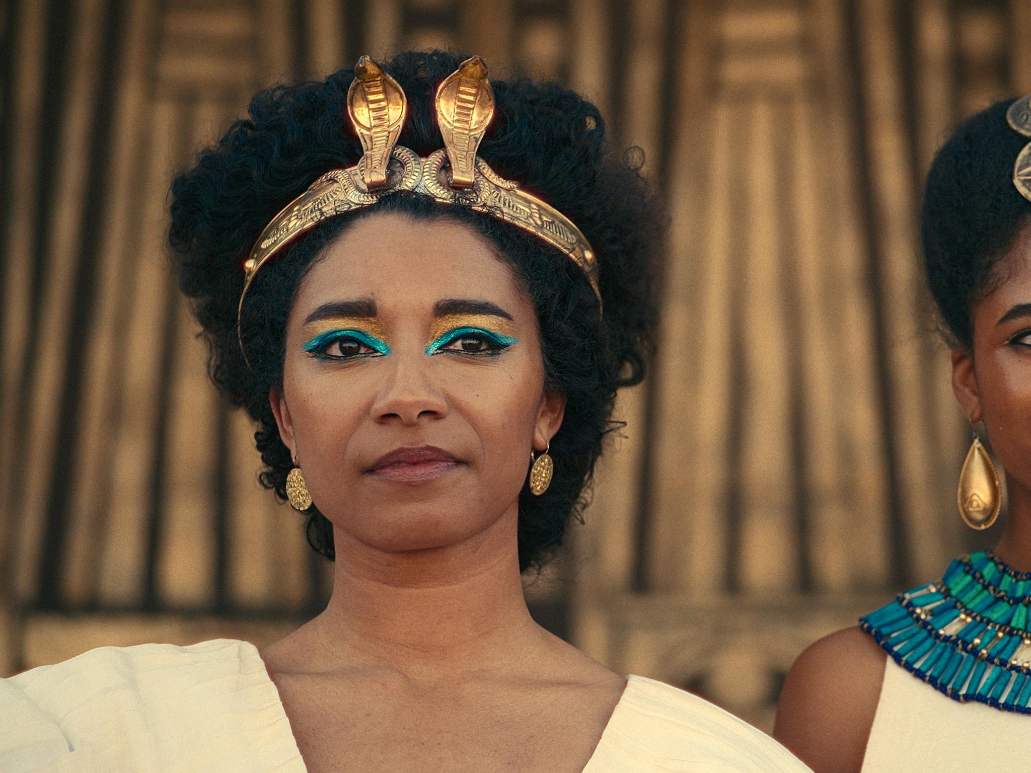 træner forestille sang Egyptere saksøker Netflix og museum i strid om Kleopatras hudfarge