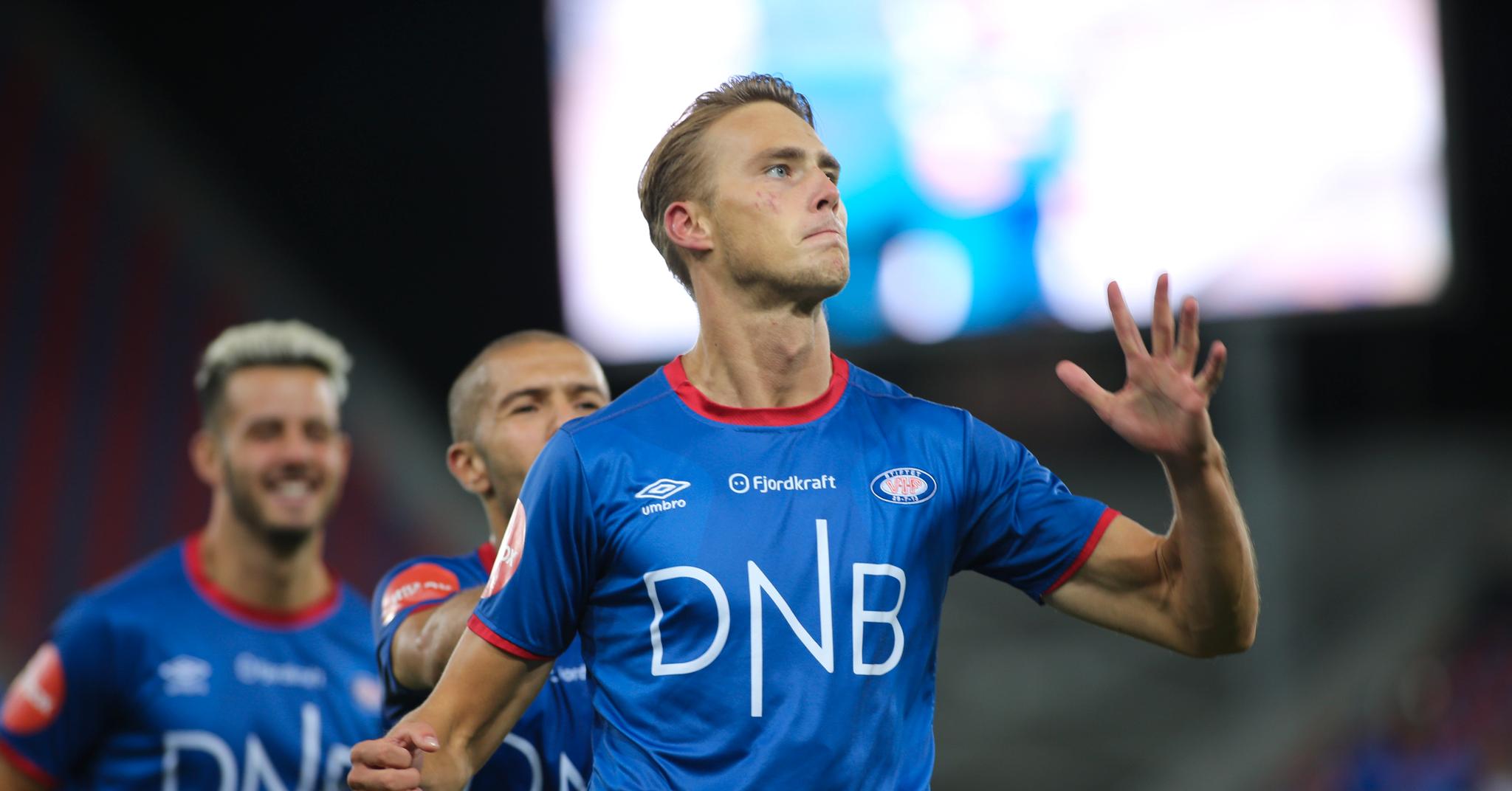 Magnus Grødem etter scoring for Vålerenga i 2018. Nå skal Bryne-gutten spille for Sandnes Ulf.