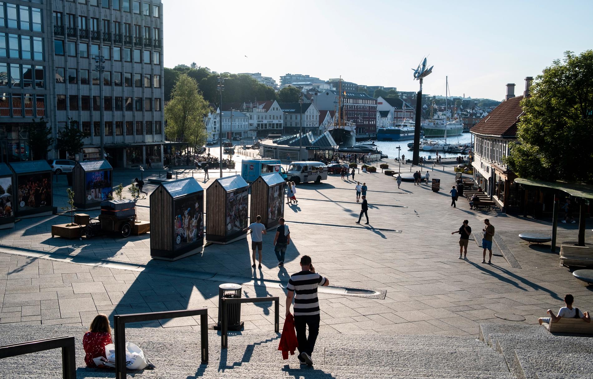 En torgtrapp i et sommertemperert Stavanger! 💖👌  Men farer lurer...