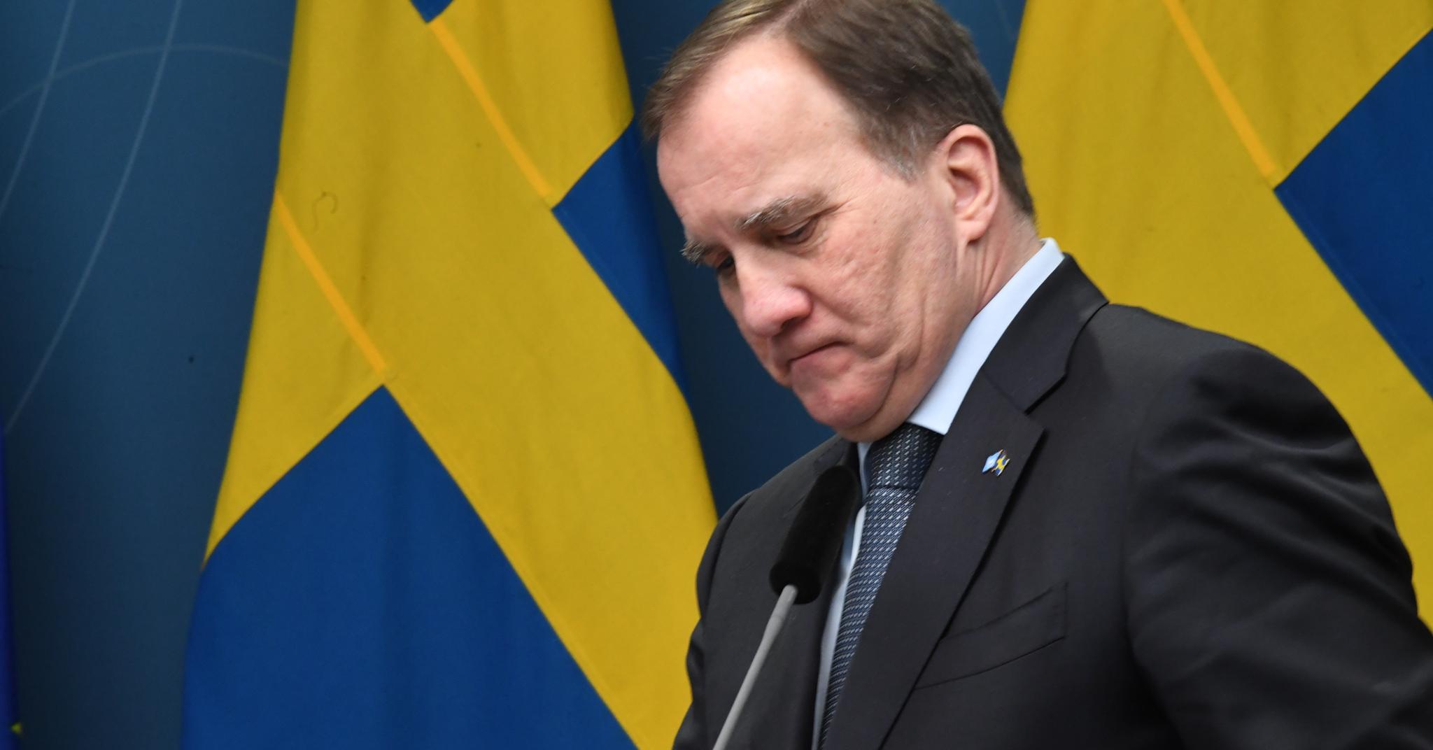 Statsminister Stefan Löfven fotografert på et pressetreff i begynnelsen av januar etter at den svenske Riksdagen vedtok en ny, midlertidig pandemilov.