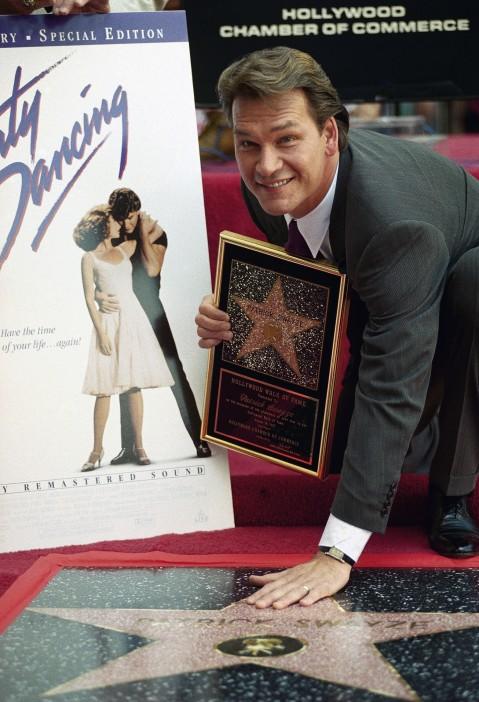 STJERNE: Patrick Swayze fikk seg en hollywood-stjerne for Dirty Dancing.