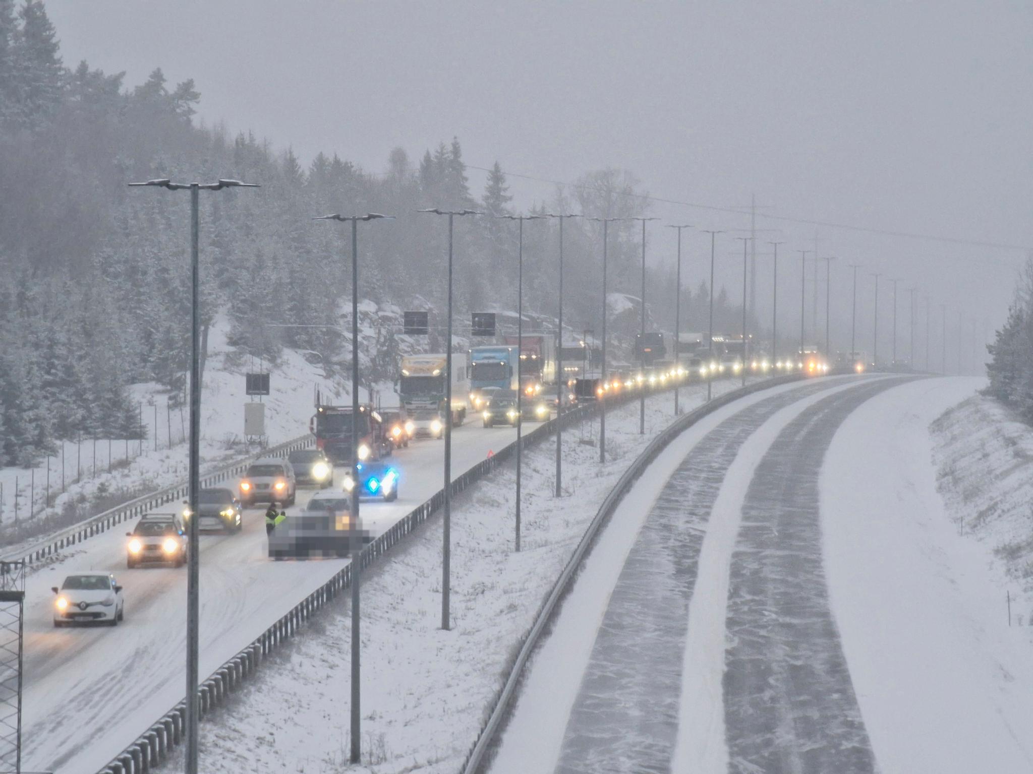 Major Traffic Problems and Canceled Flights Caused by Storms in Southern Norway